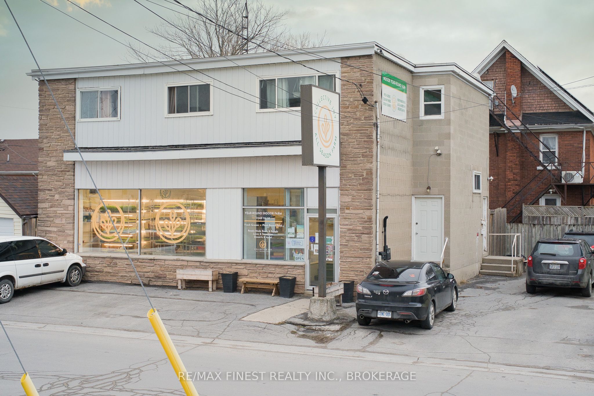 477 Macdonnell Street Property Photo 1