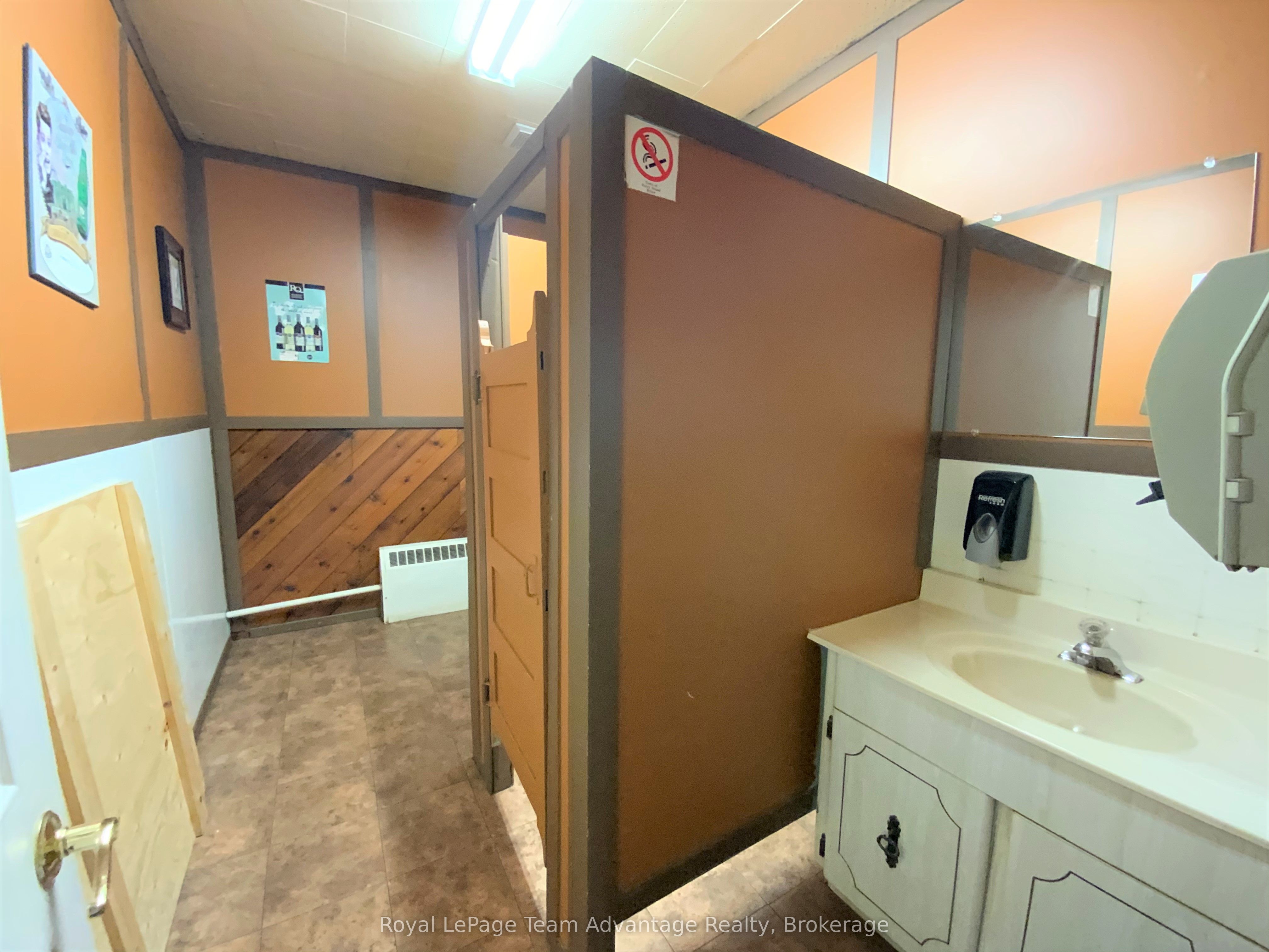 58 Bowes Street Property Photo 5