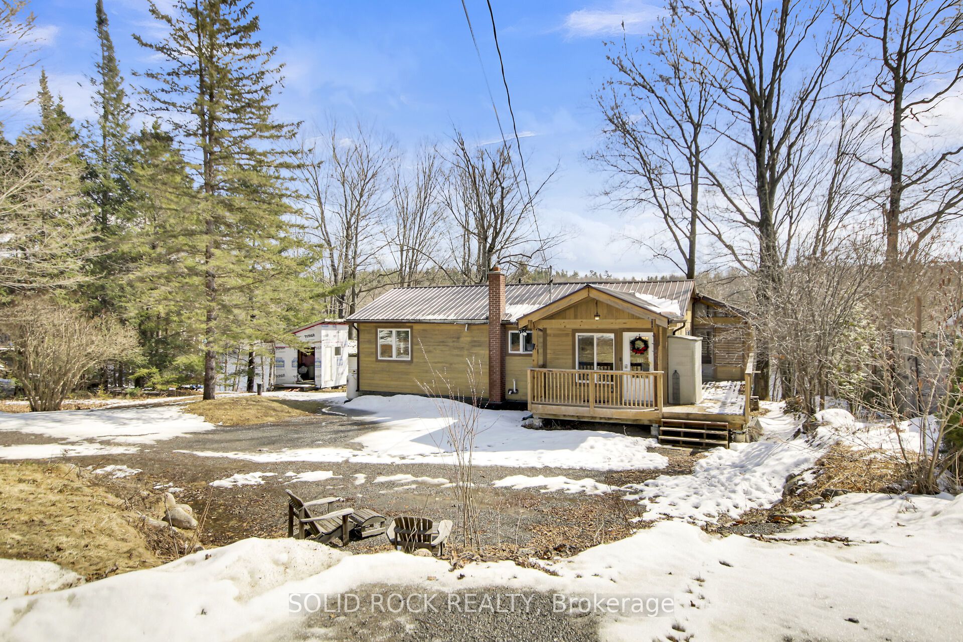 72 Stringers Lane Property Photo