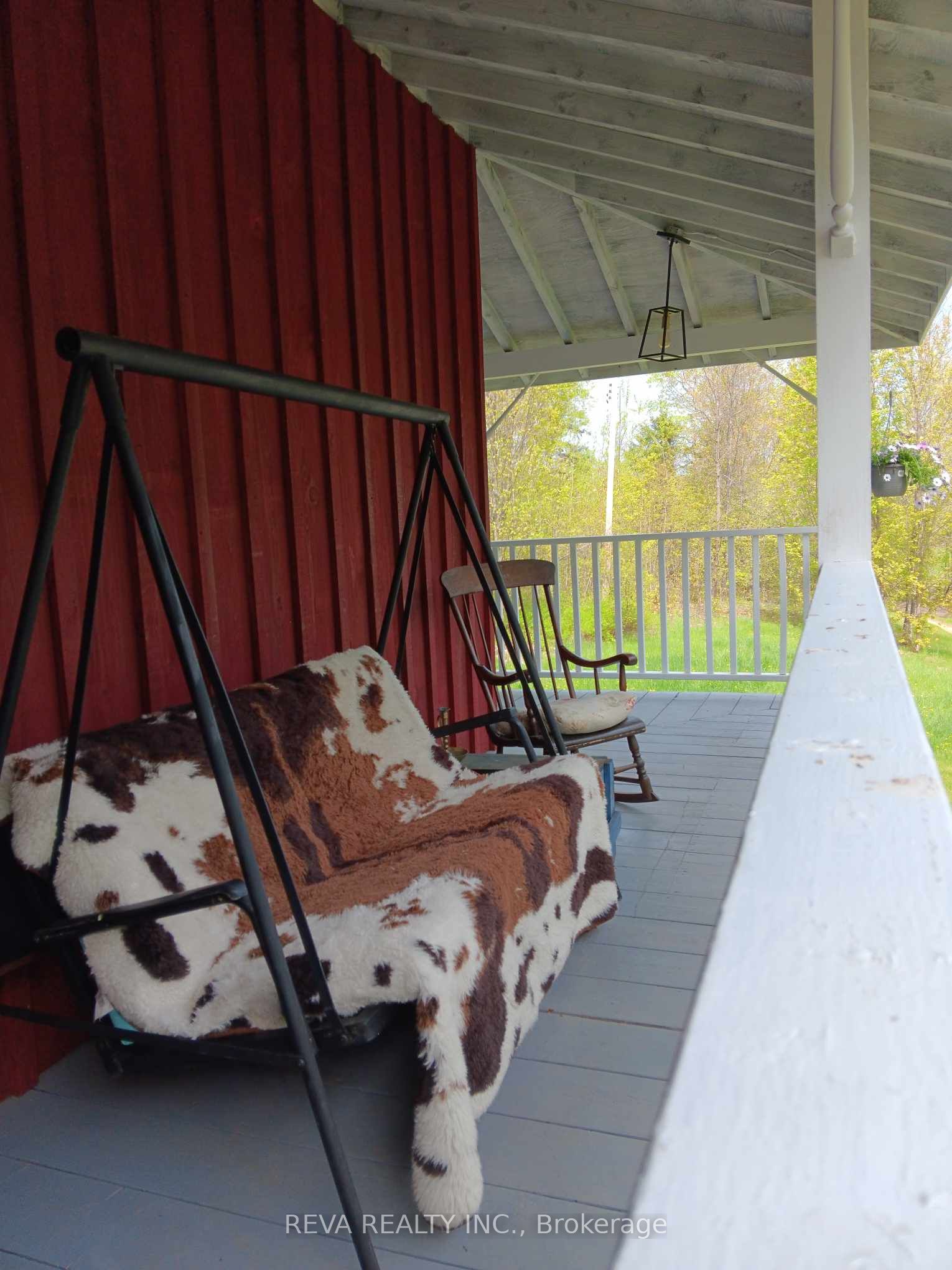 1476 Hillsview Road Property Photo 20