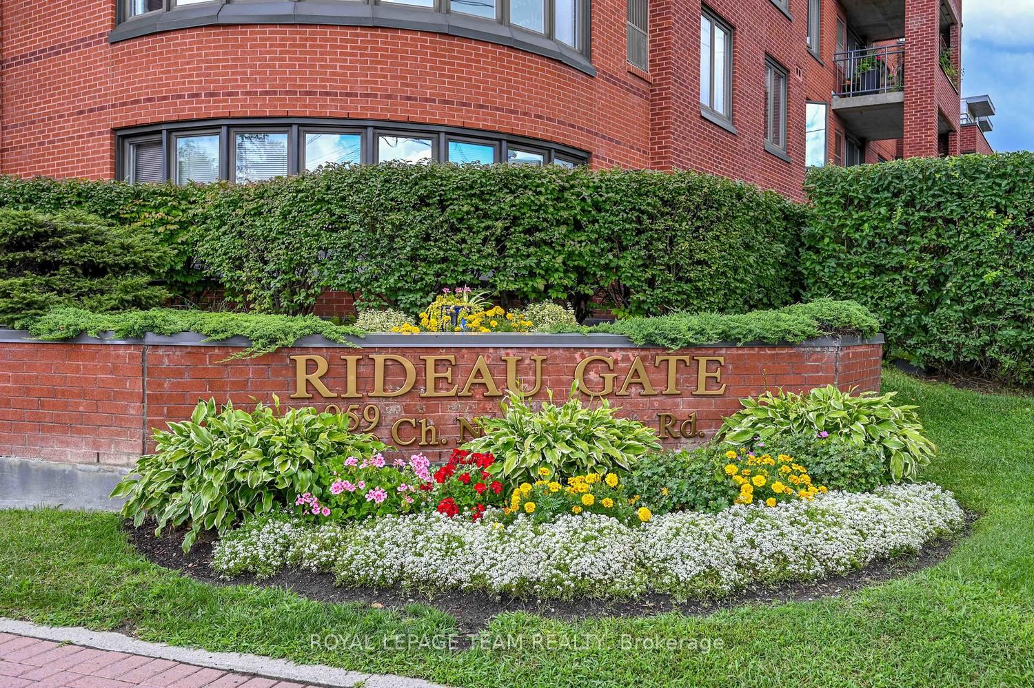 #204 - 969 North River Road