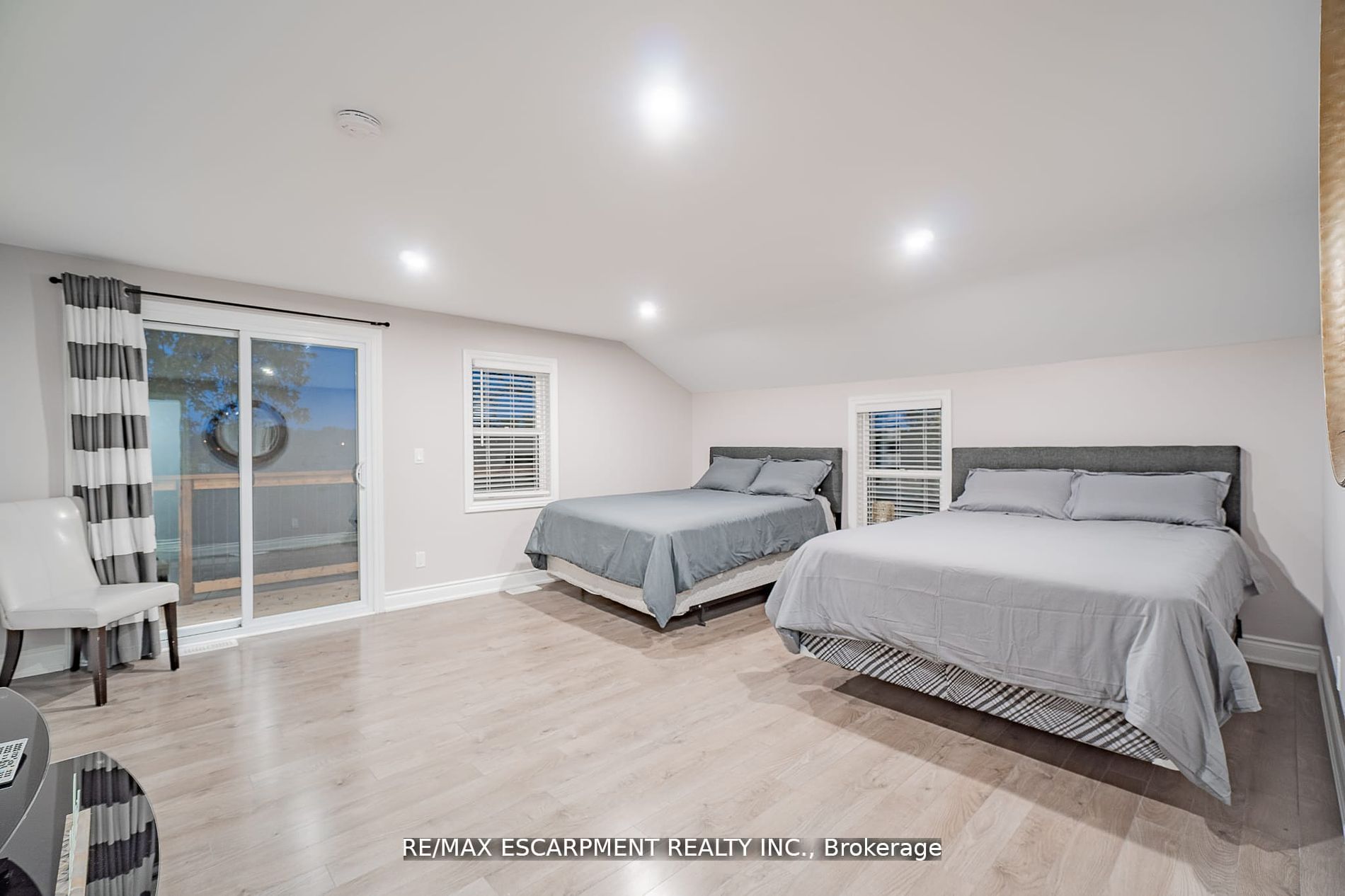 4733 River Road Property Photo 17