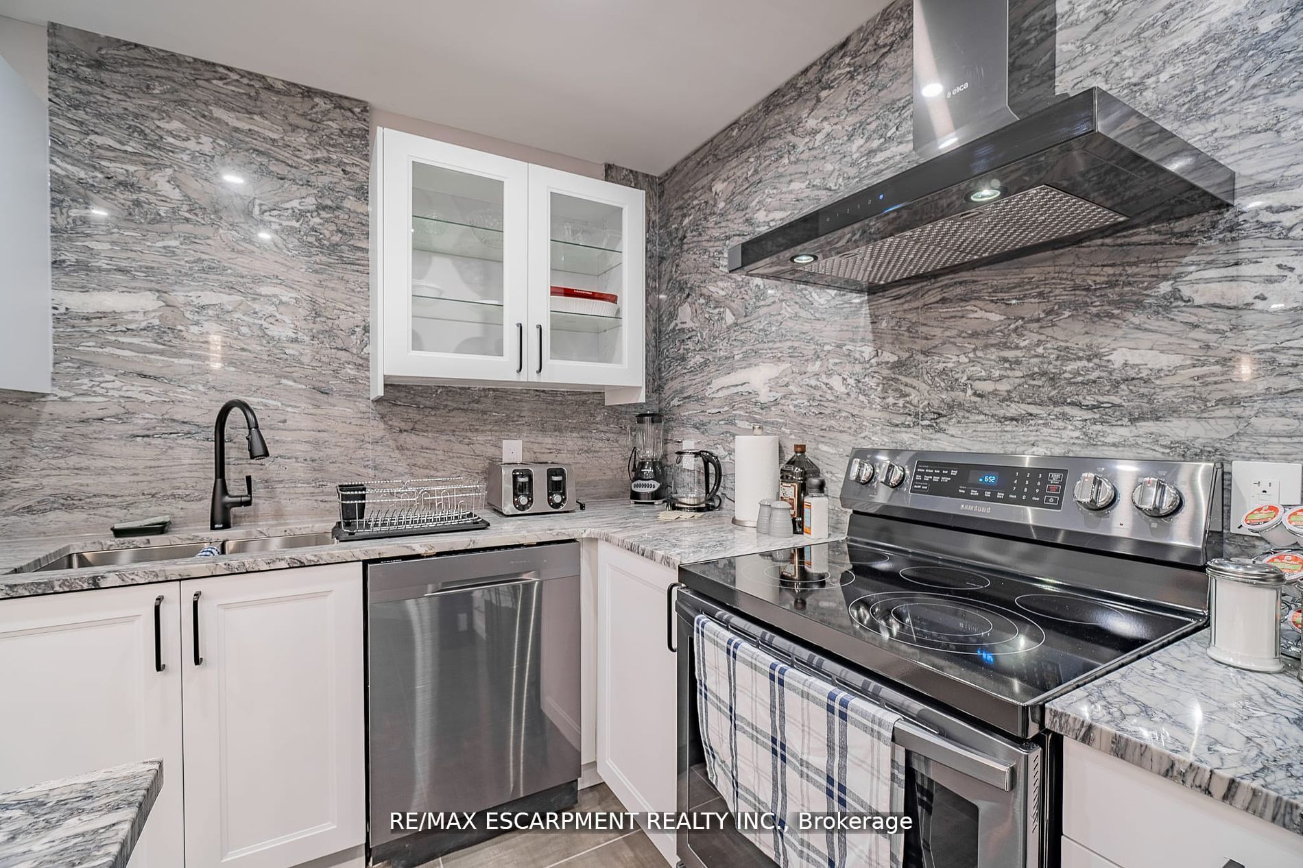 4733 River Road Property Photo 20