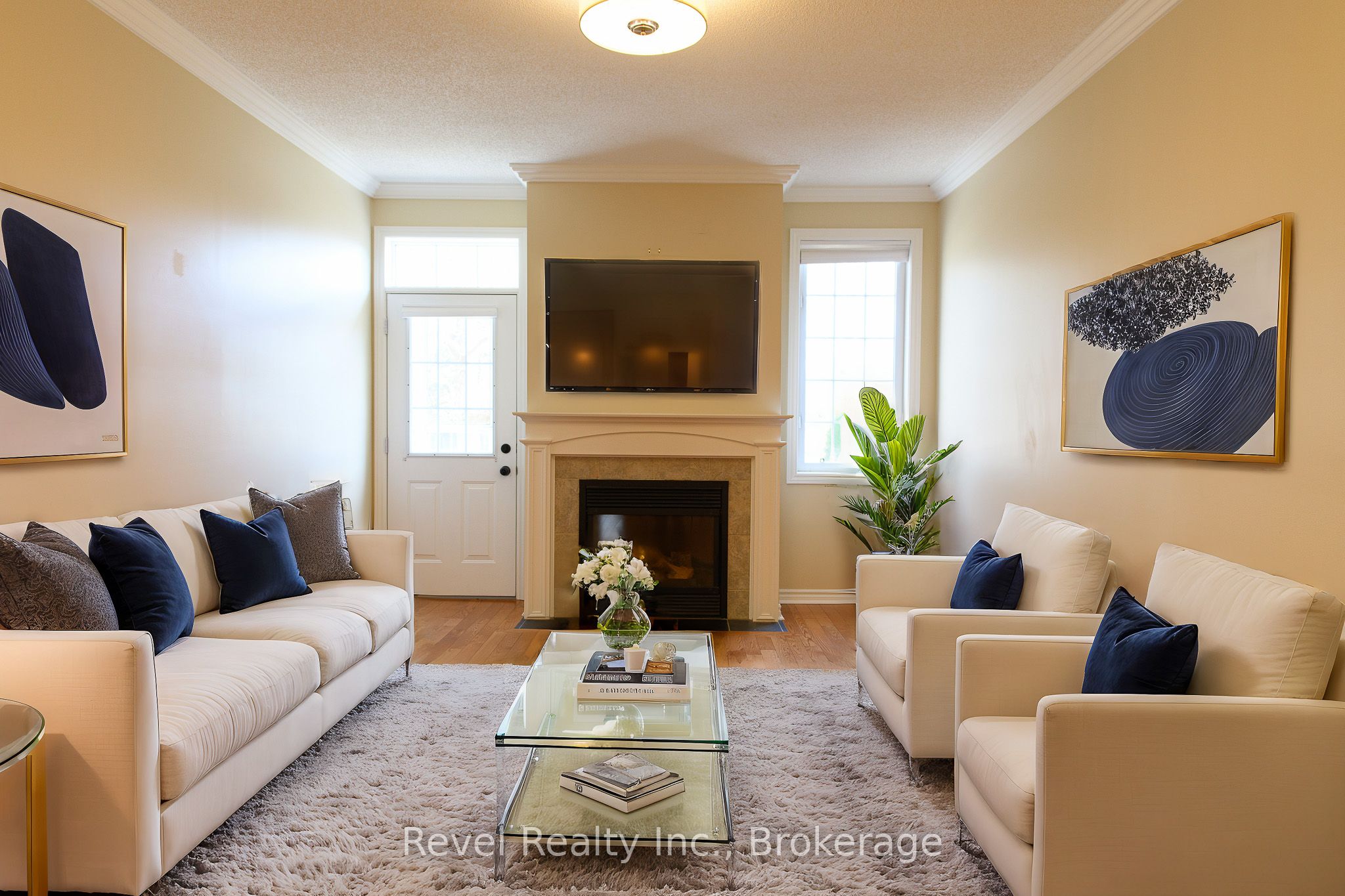 110 Napier Street W 19 Property Photo 5