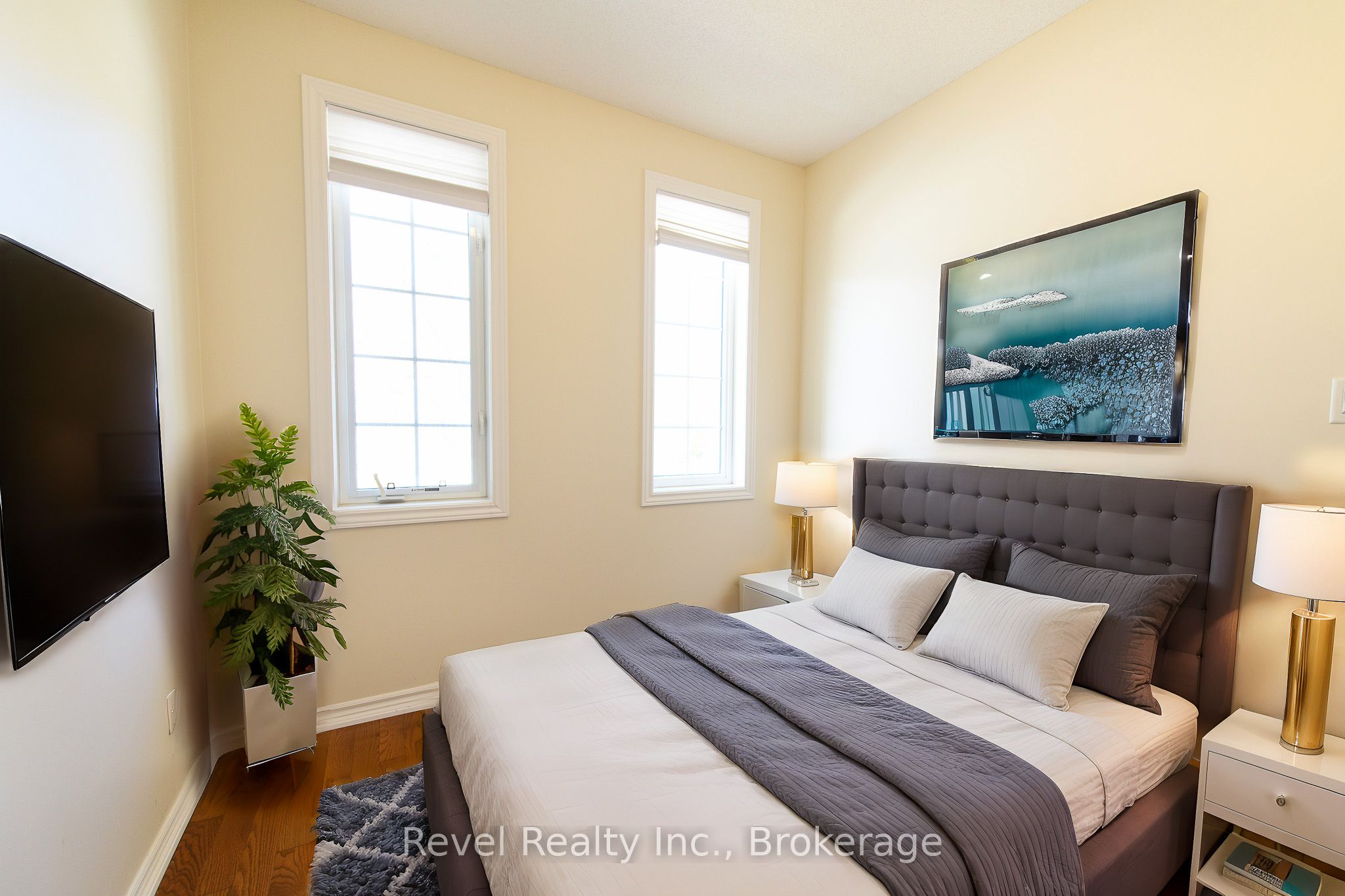 110 Napier Street W 19 Property Photo 7
