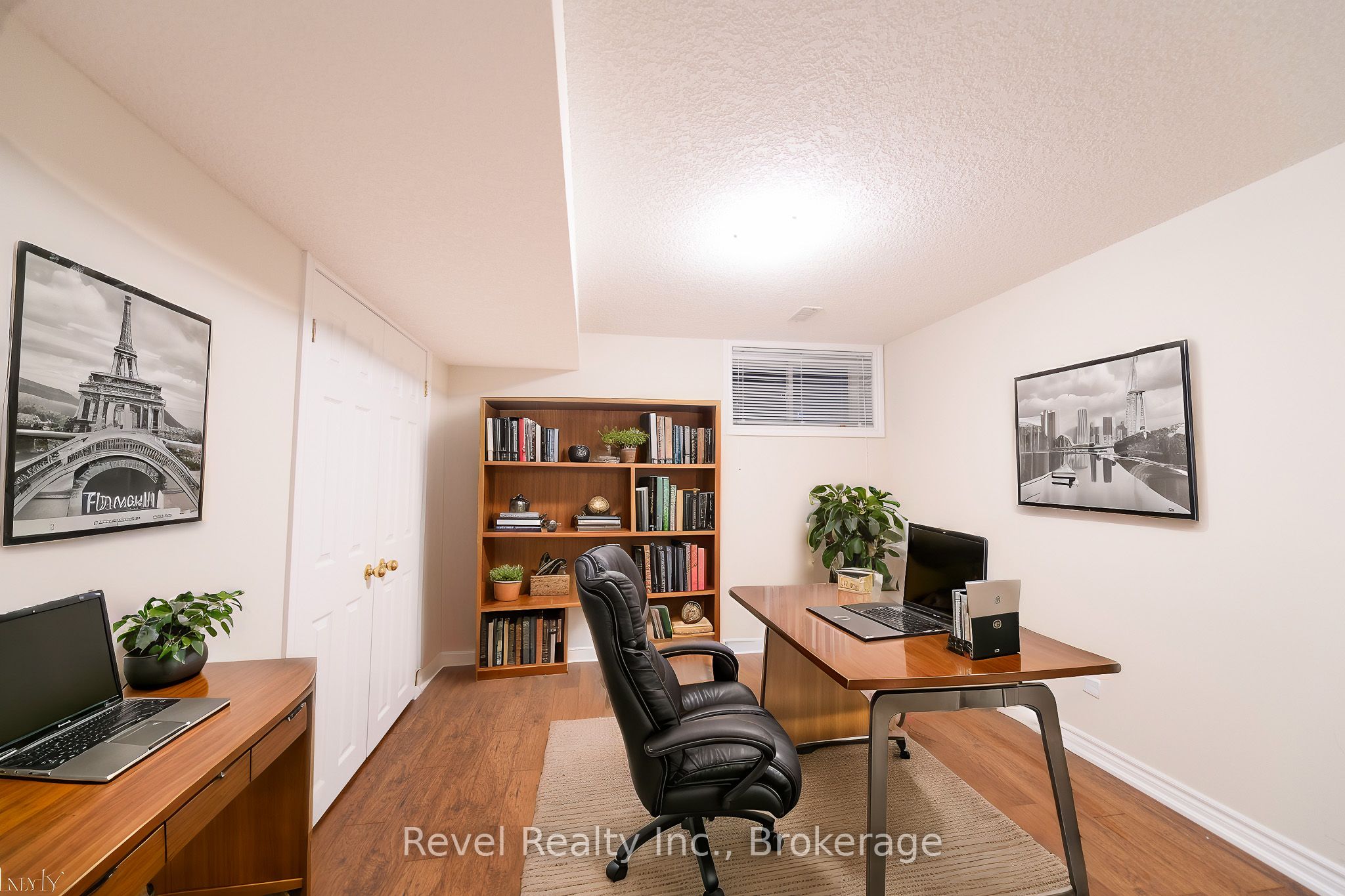 110 Napier Street W 19 Property Photo 11