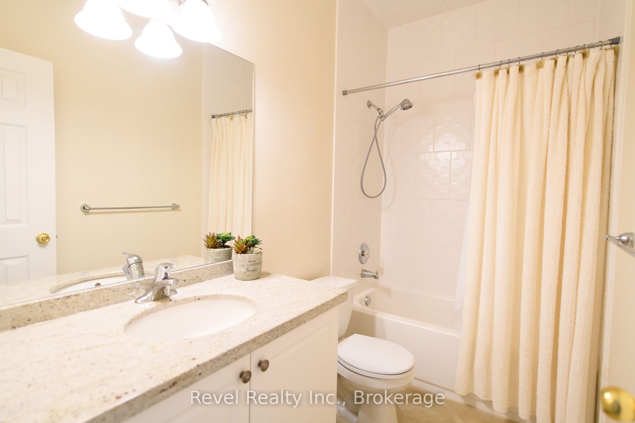 110 Napier Street W 19 Property Photo 26