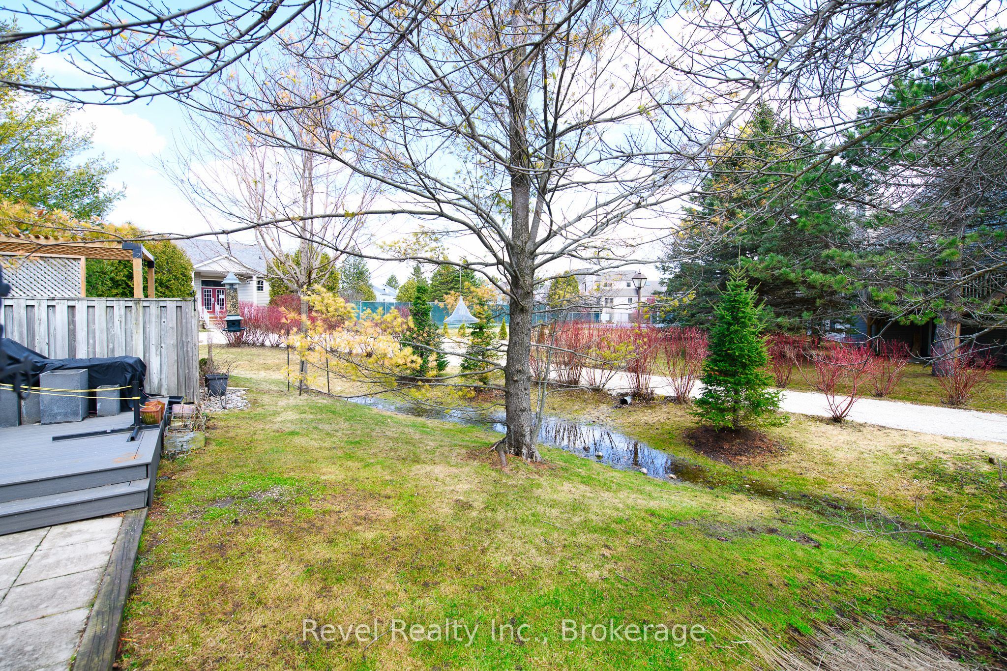 110 Napier Street W 19 Property Photo 34