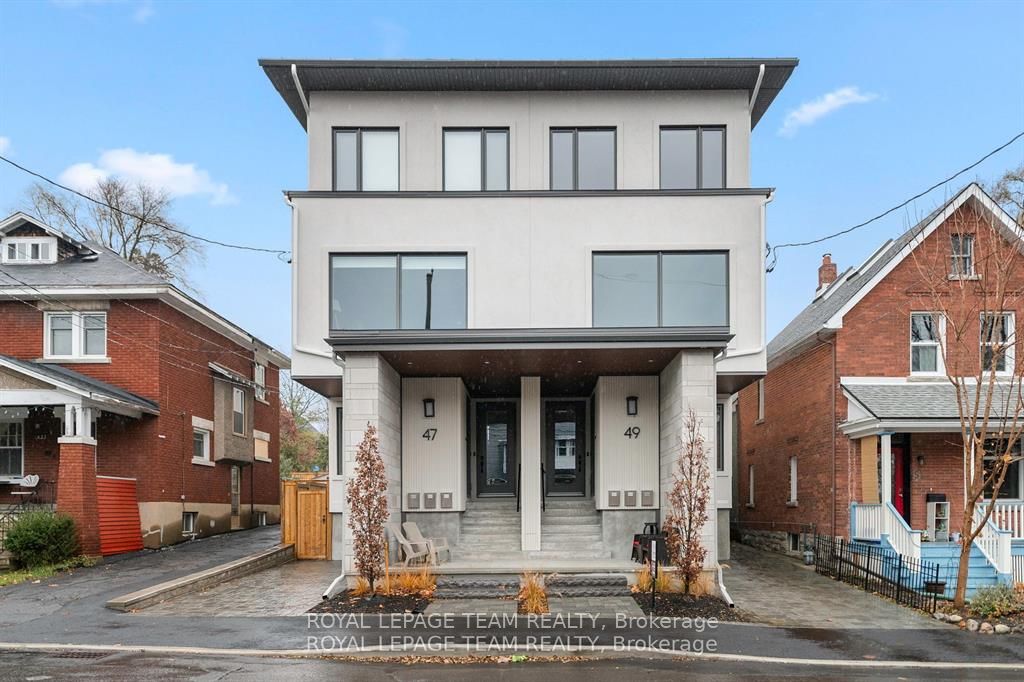 #1 - 47 GROSVENOR Avenue