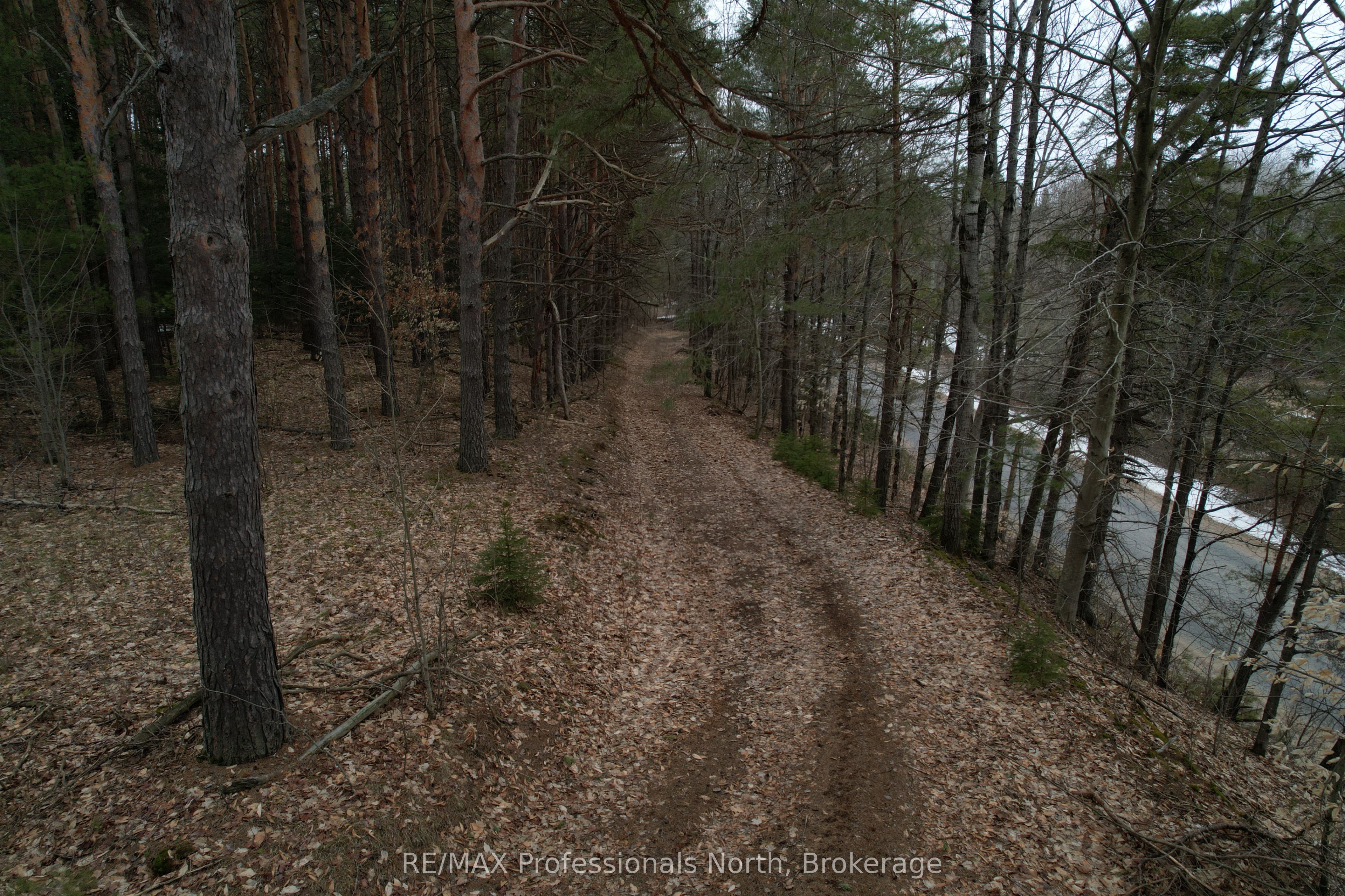 1022 Chetwynd Rd Road Property Photo 7