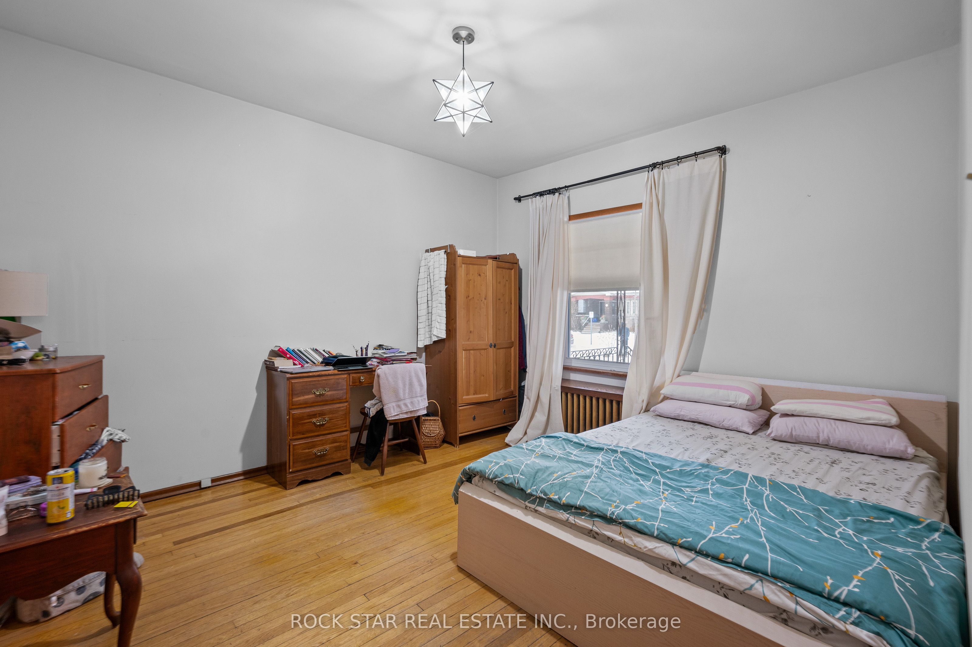 49 Proctor Boulevard Property Photo 12