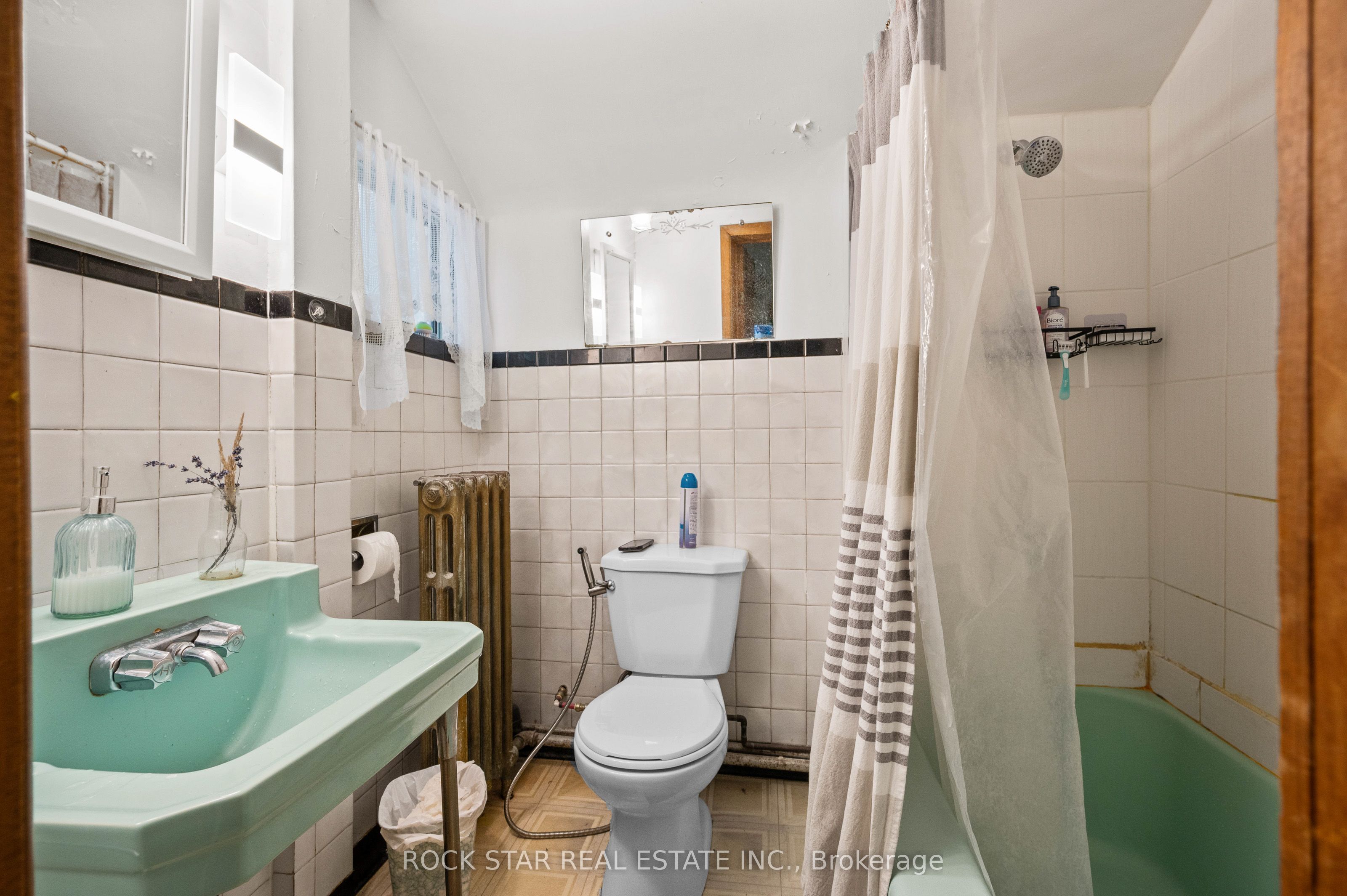 49 Proctor Boulevard Property Photo 20