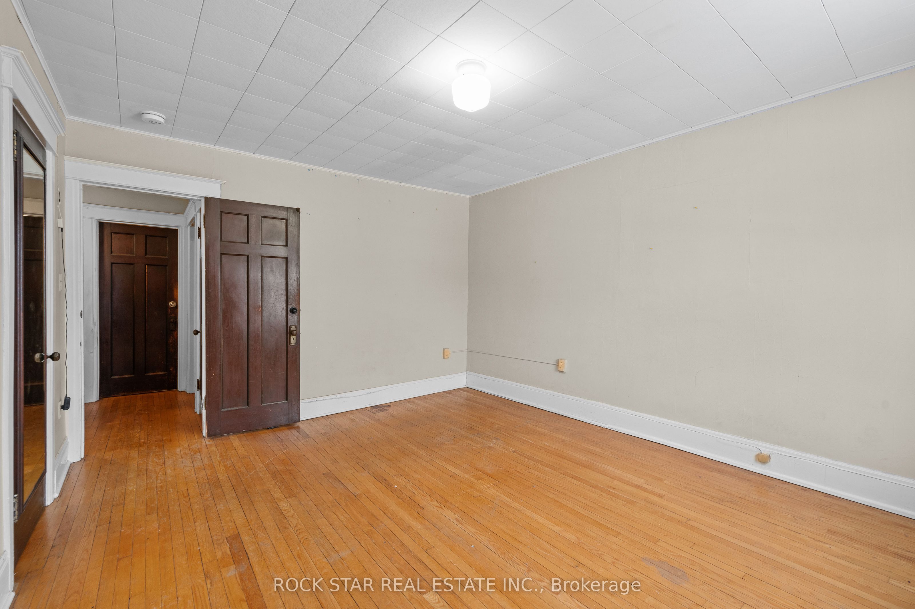 49 Proctor Boulevard Property Photo 32