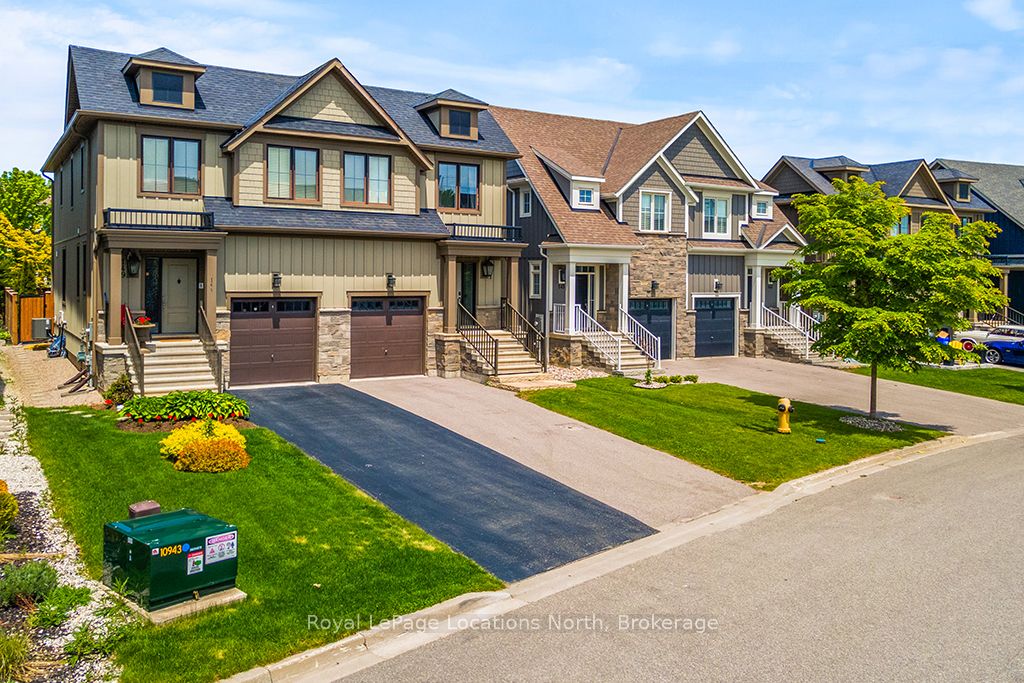 147 Yellow Birch Crescent Property Photo 1