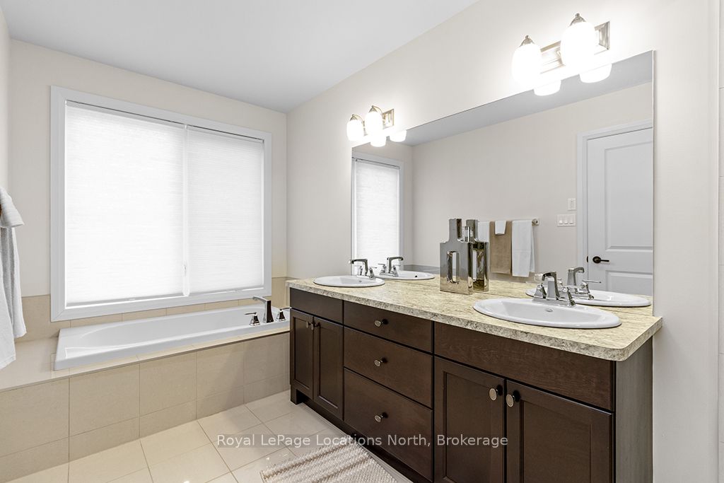 147 Yellow Birch Crescent Property Photo 19