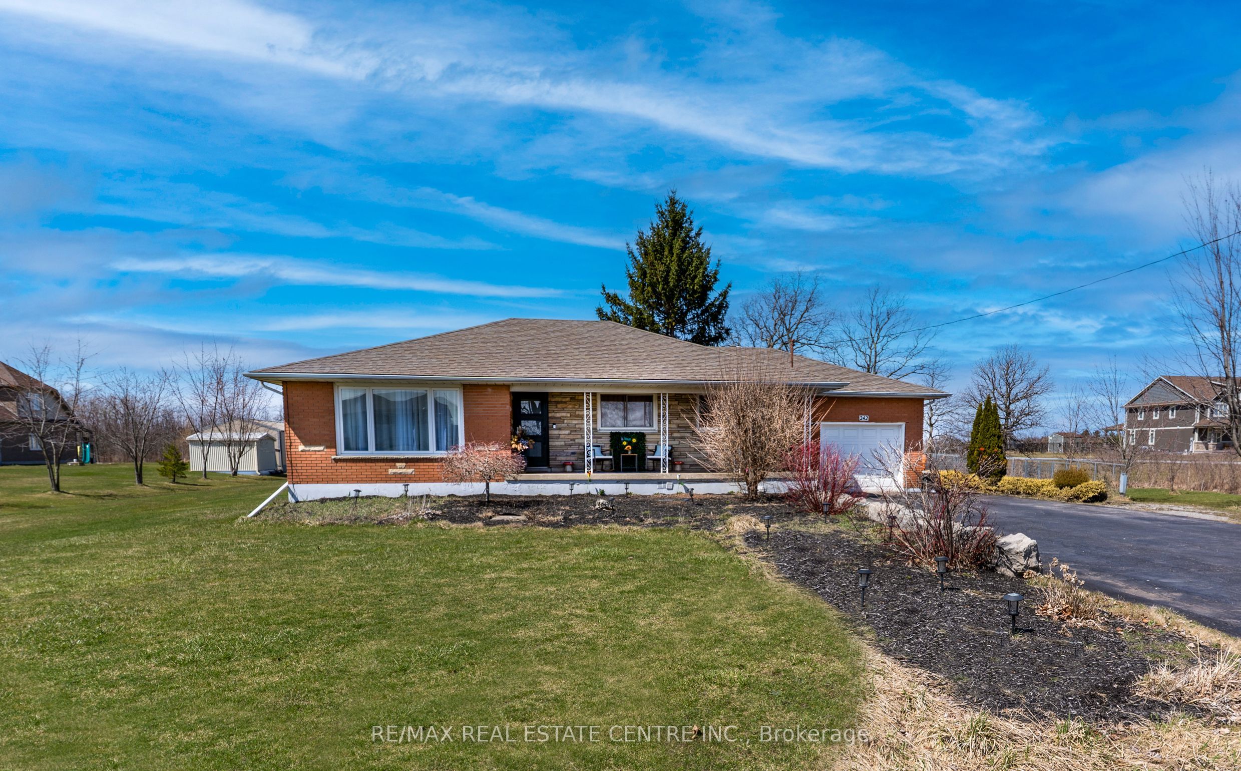 242 Mountain Road Property Photo
