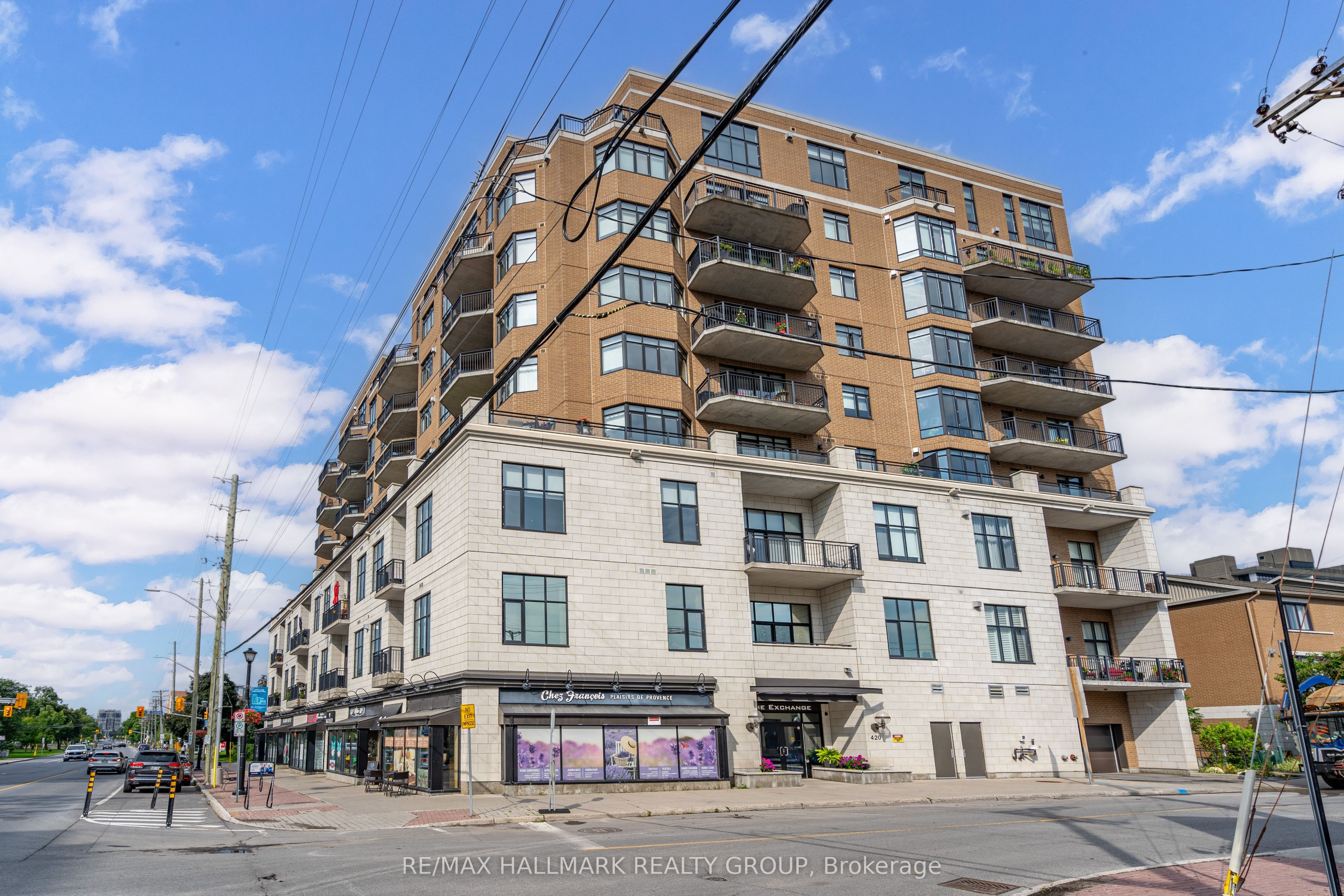 420 Berkley Avenue 206 Property Photo 1