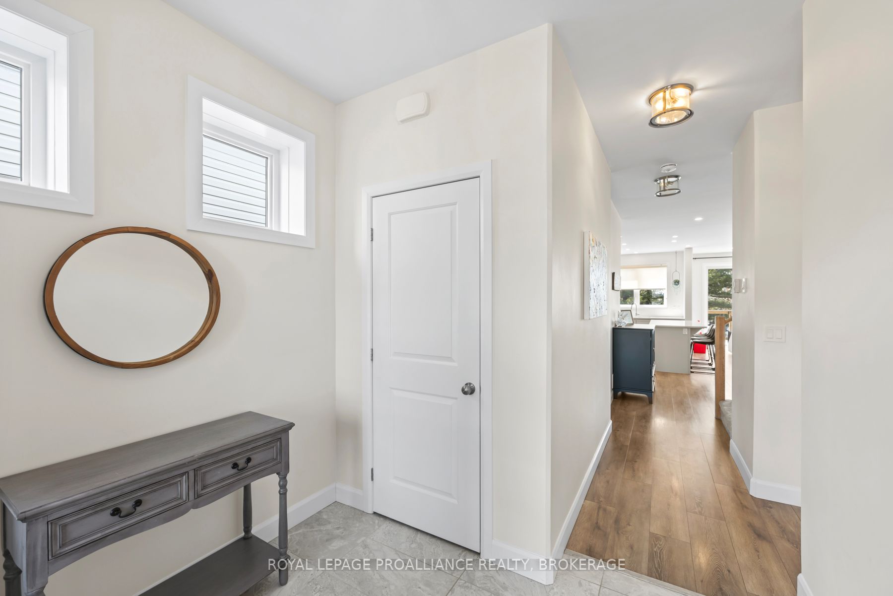 34 Erie Court Property Photo 4