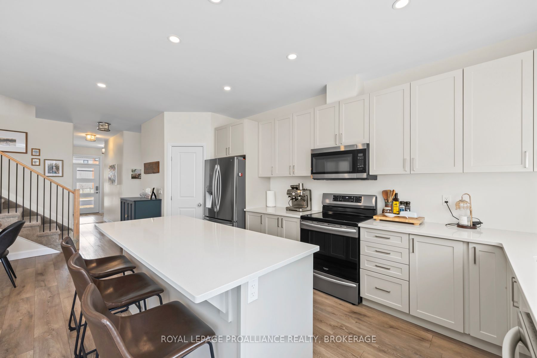 34 Erie Court Property Photo 15