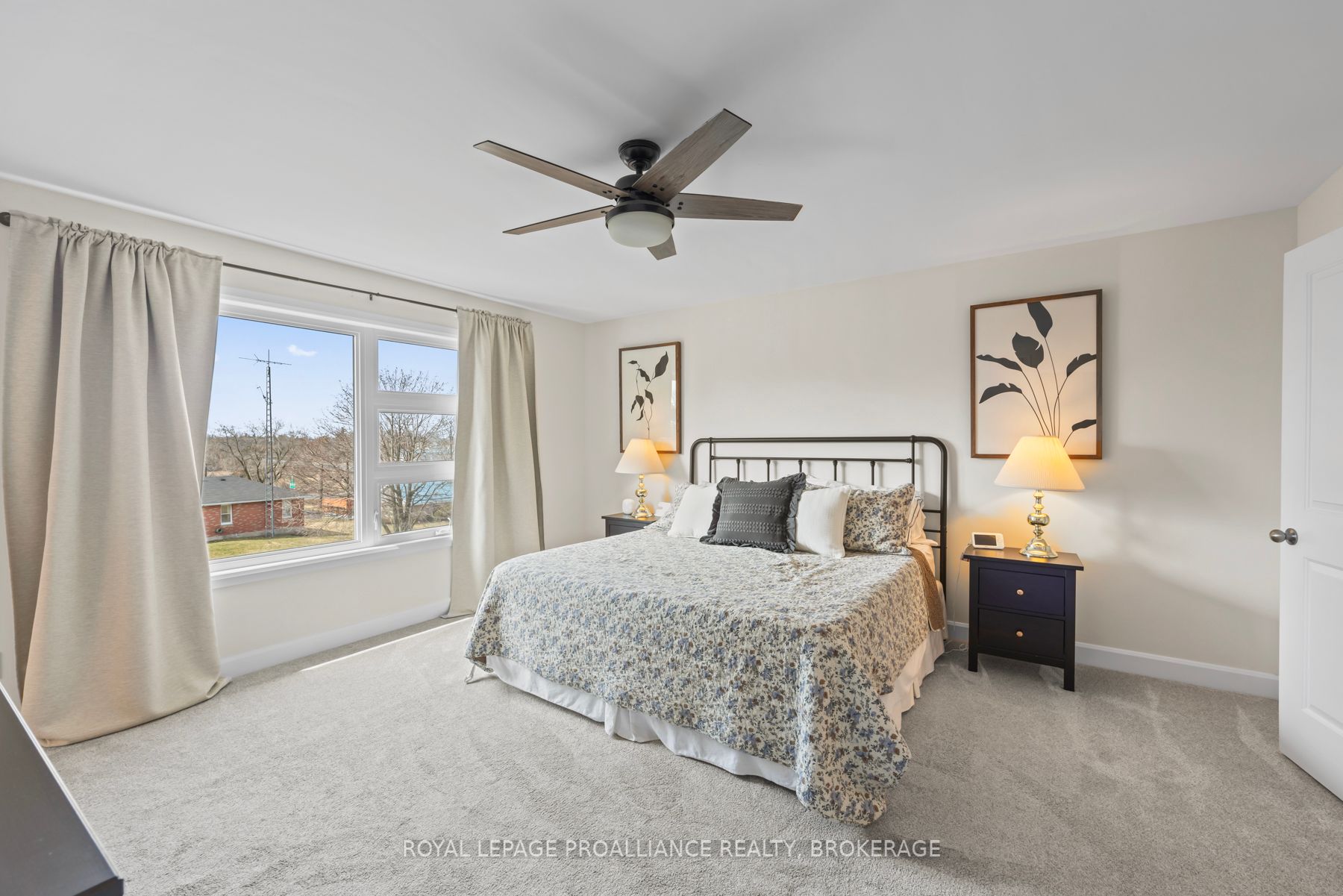 34 Erie Court Property Photo 22