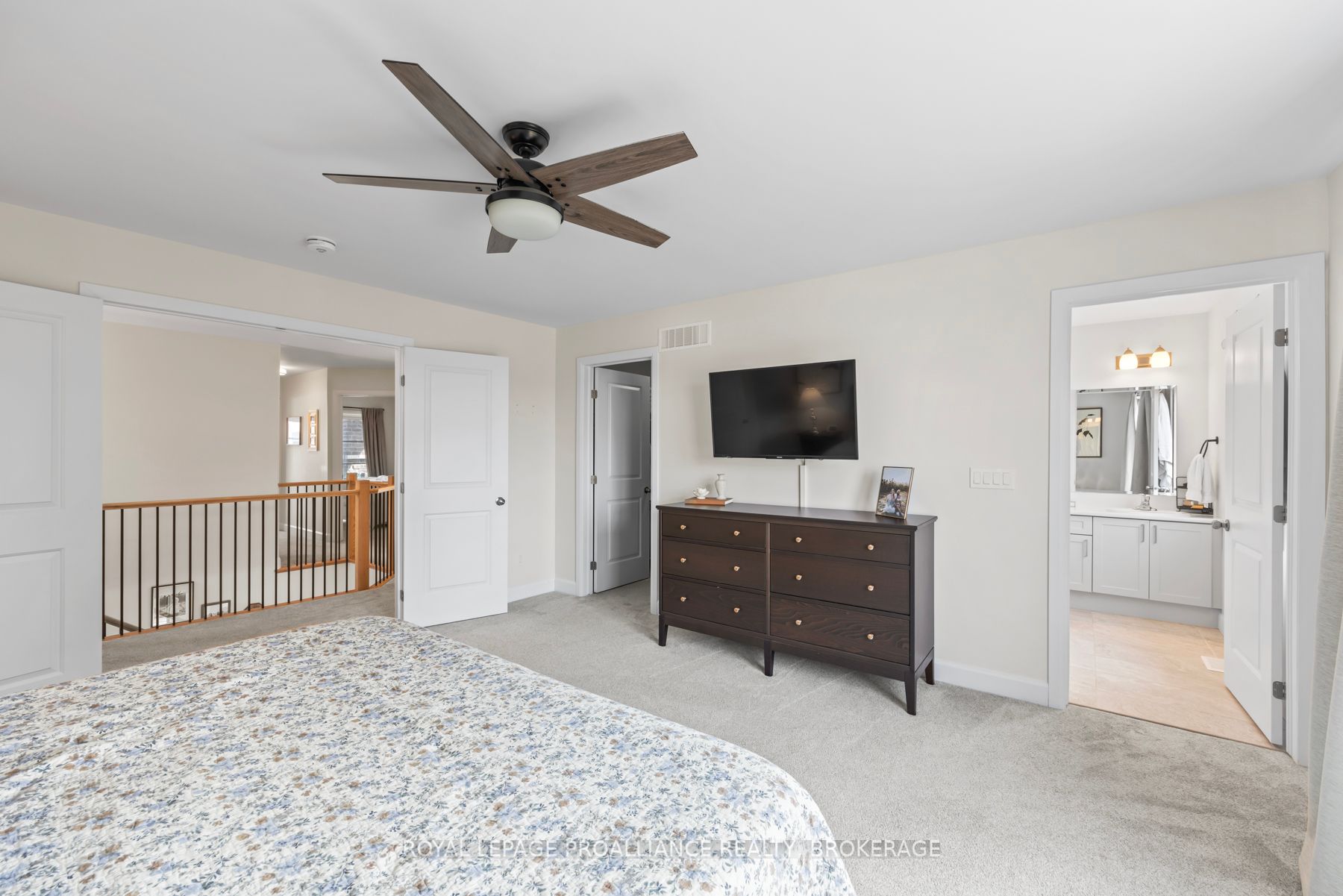 34 Erie Court Property Photo 23