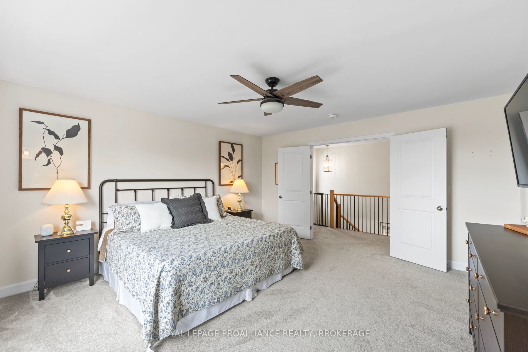 34 Erie Court Property Photo 24