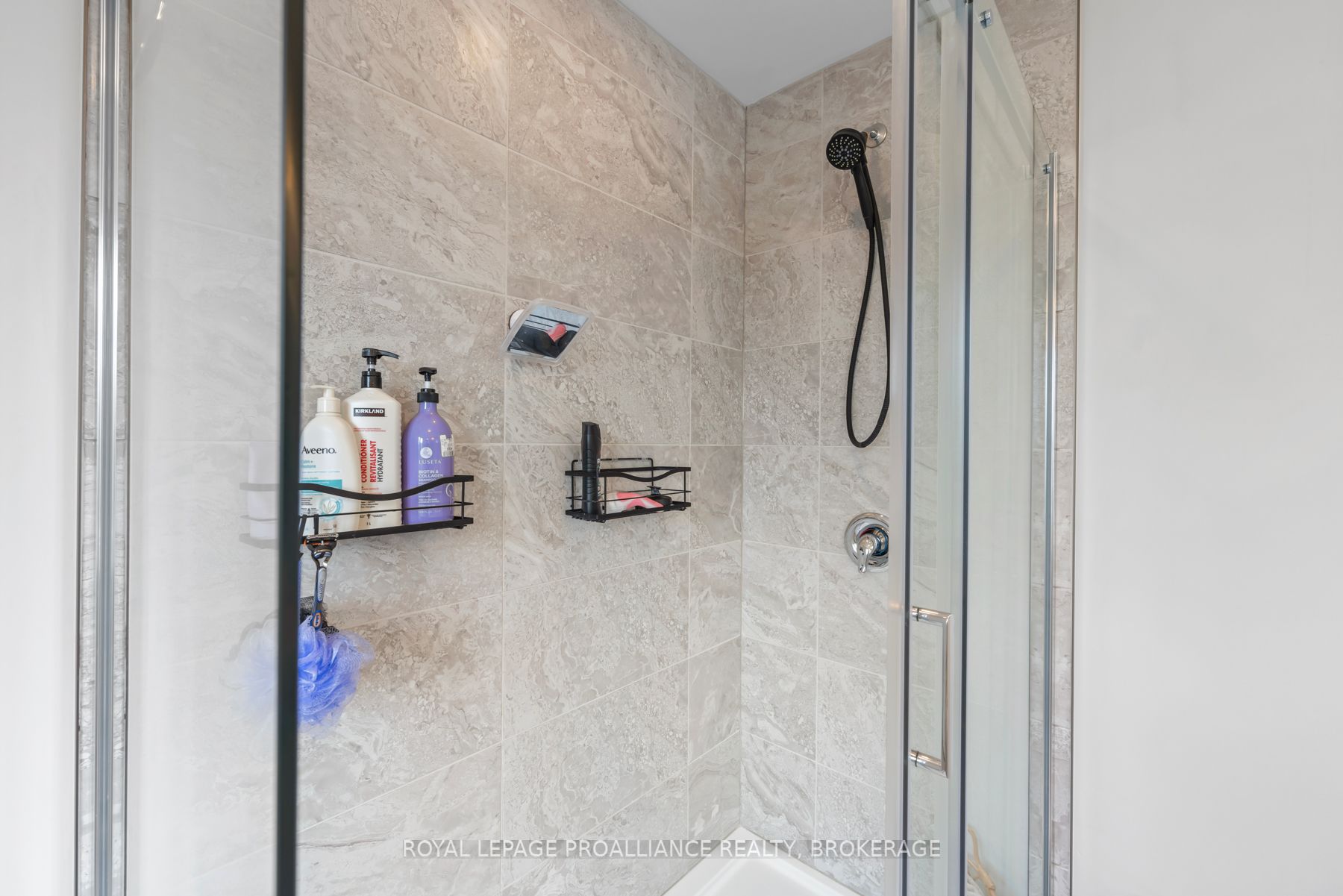 34 Erie Court Property Photo 27