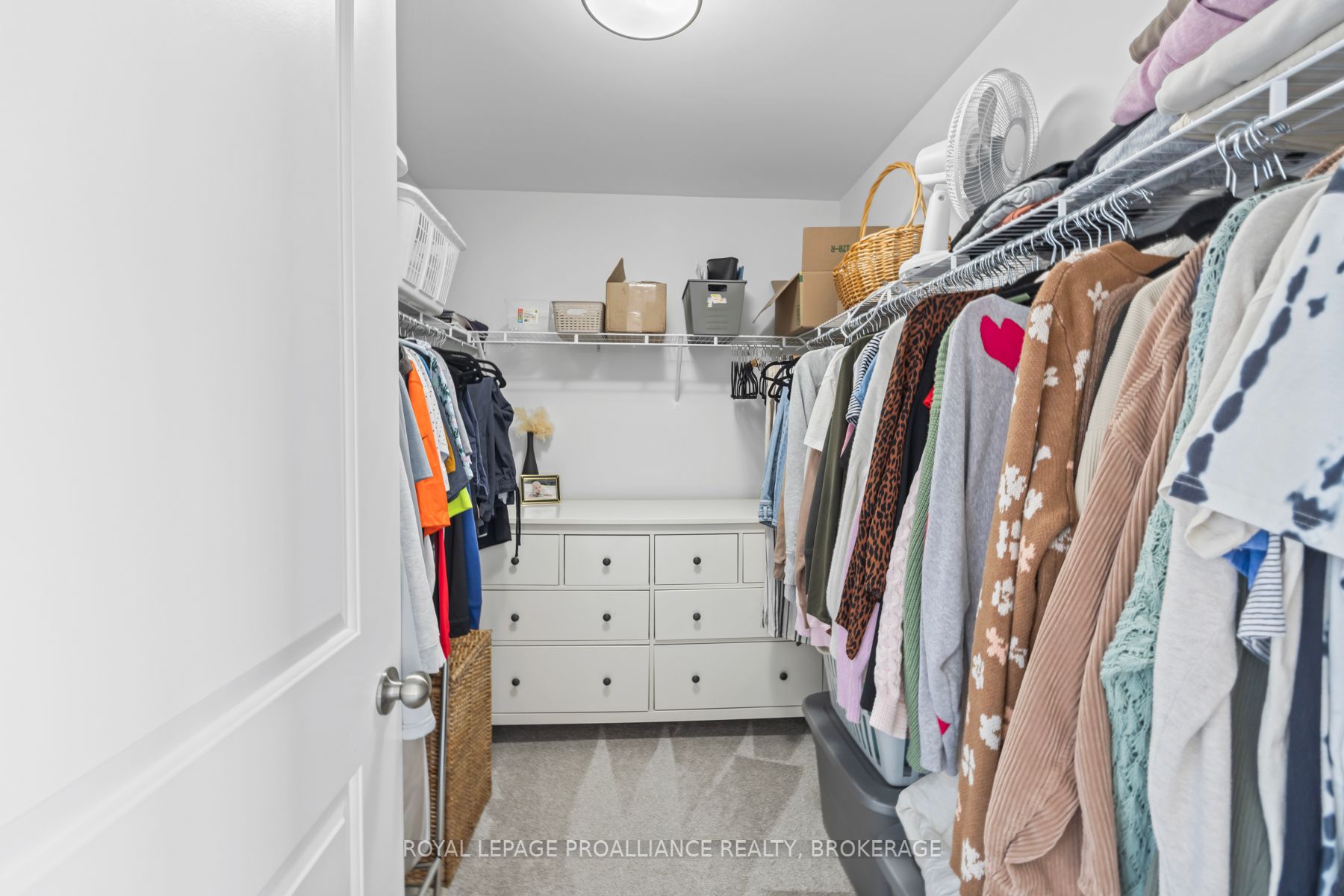 34 Erie Court Property Photo 28