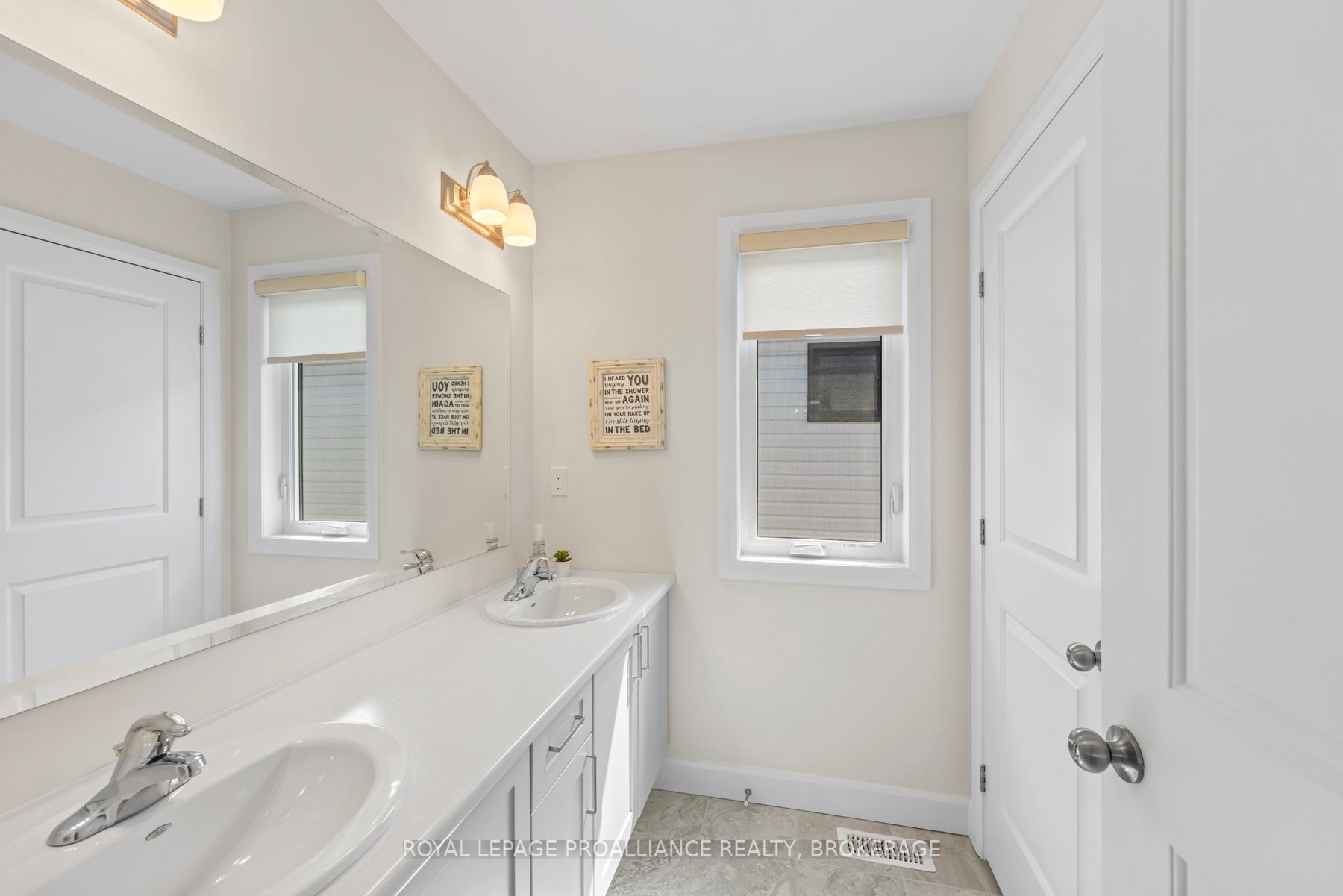 34 Erie Court Property Photo 29