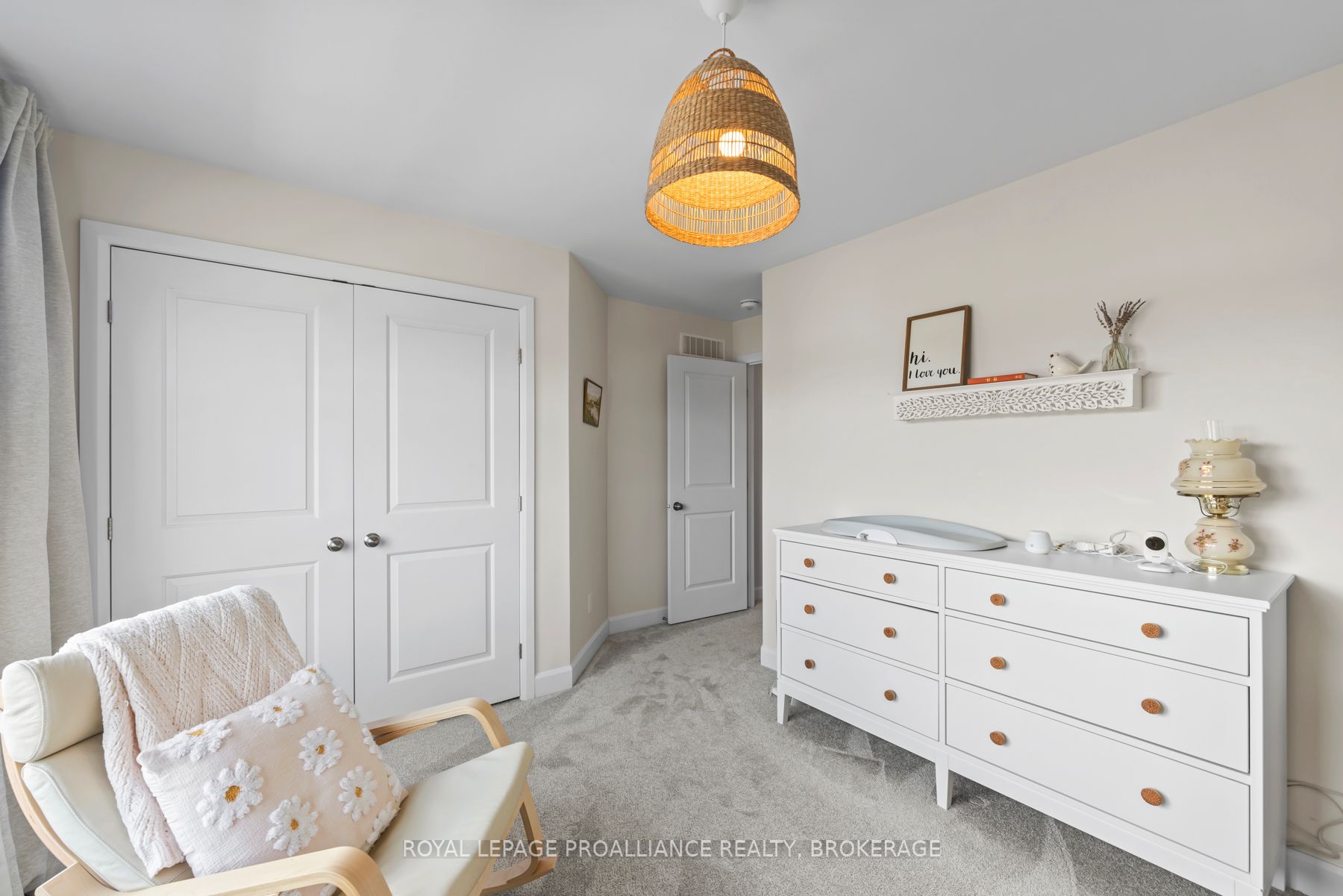 34 Erie Court Property Photo 36