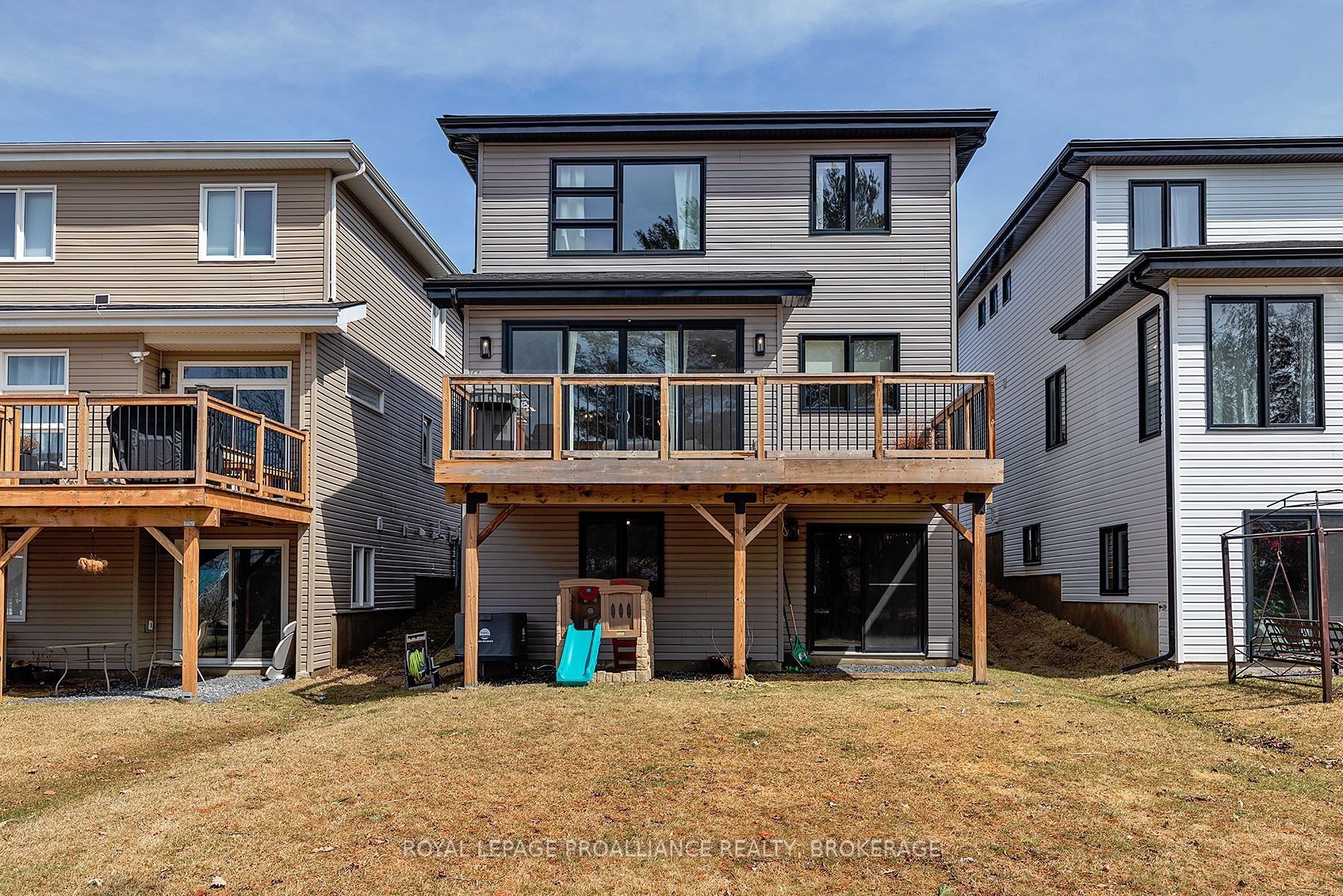 34 Erie Court Property Photo 46