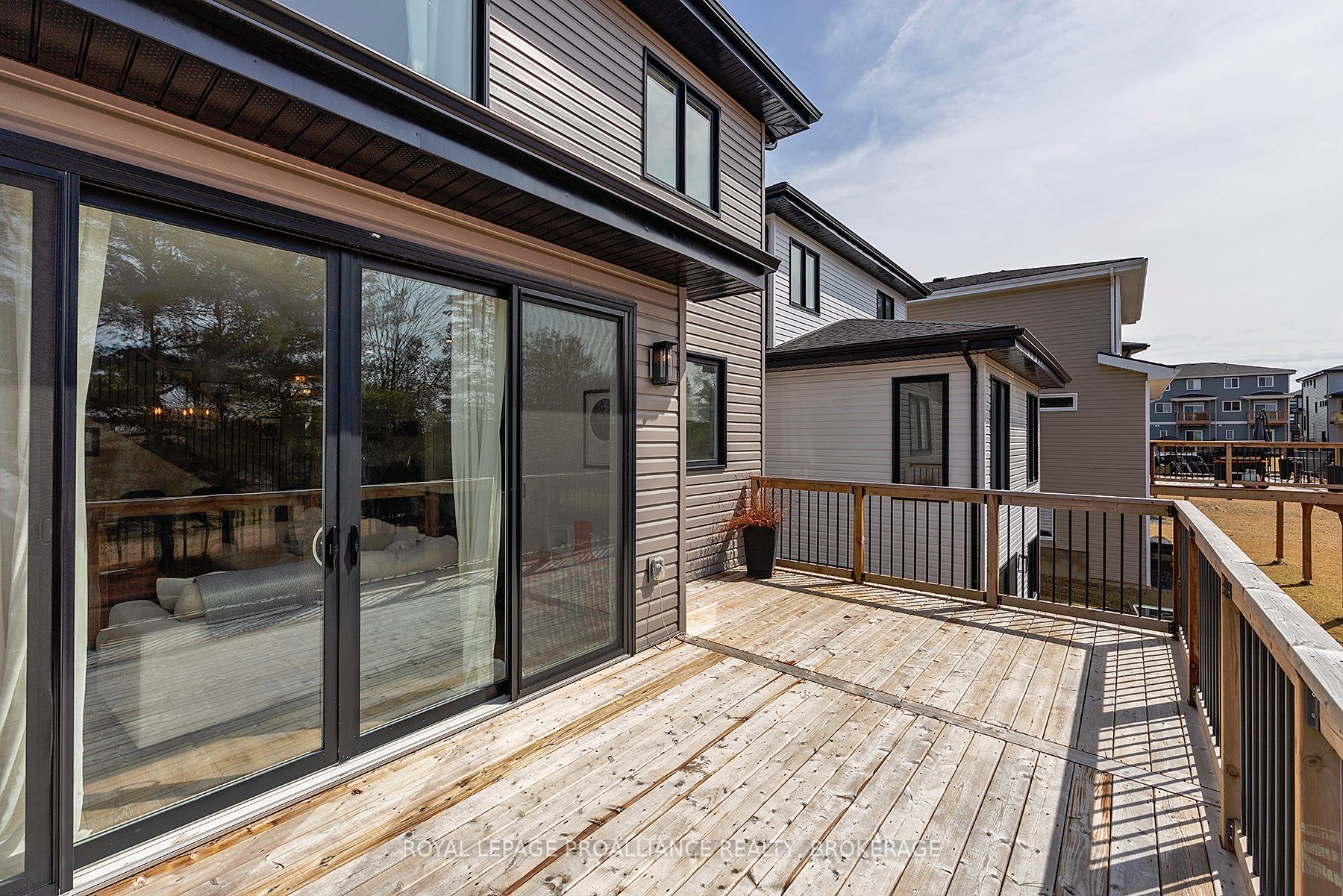 34 Erie Court Property Photo 50