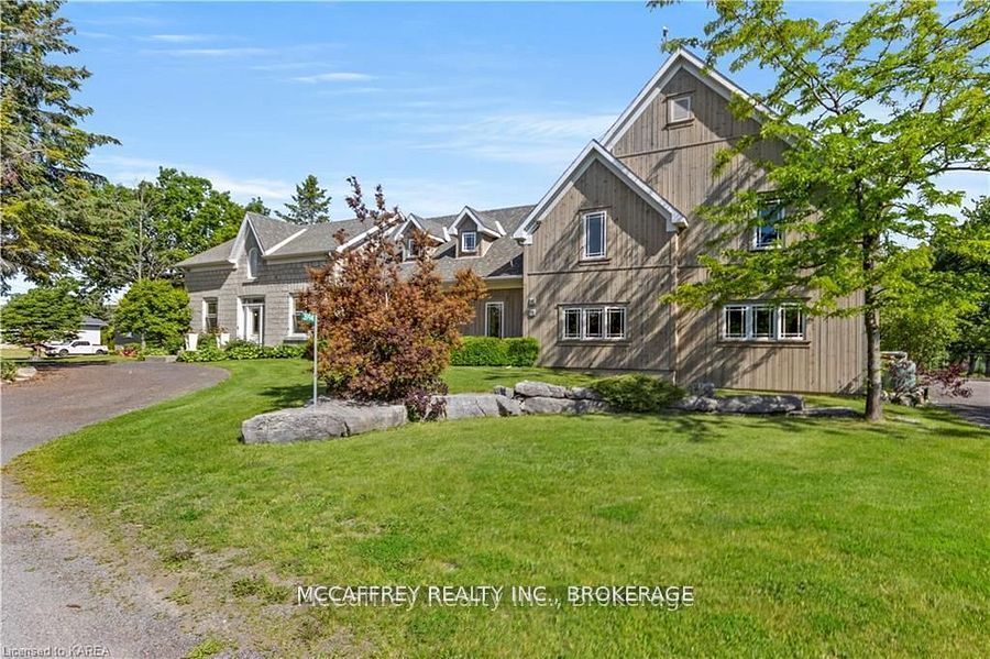 3994 Howes Road Property Photo