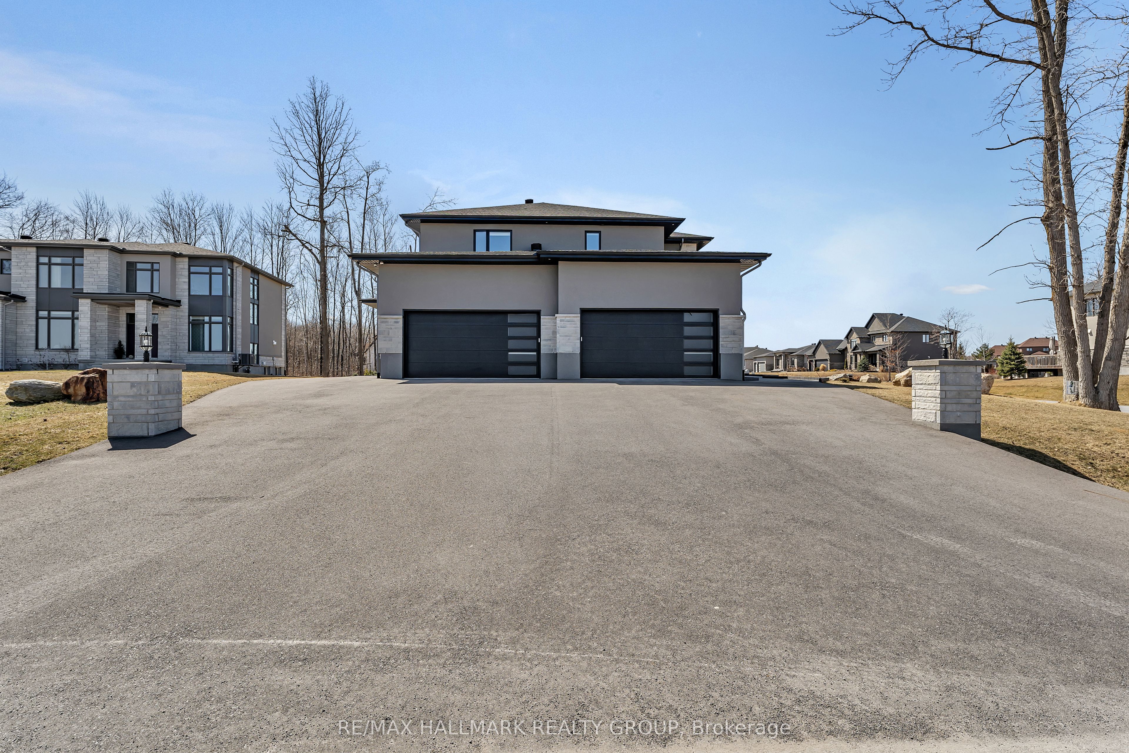 595 Shoreway Drive Property Photo 3