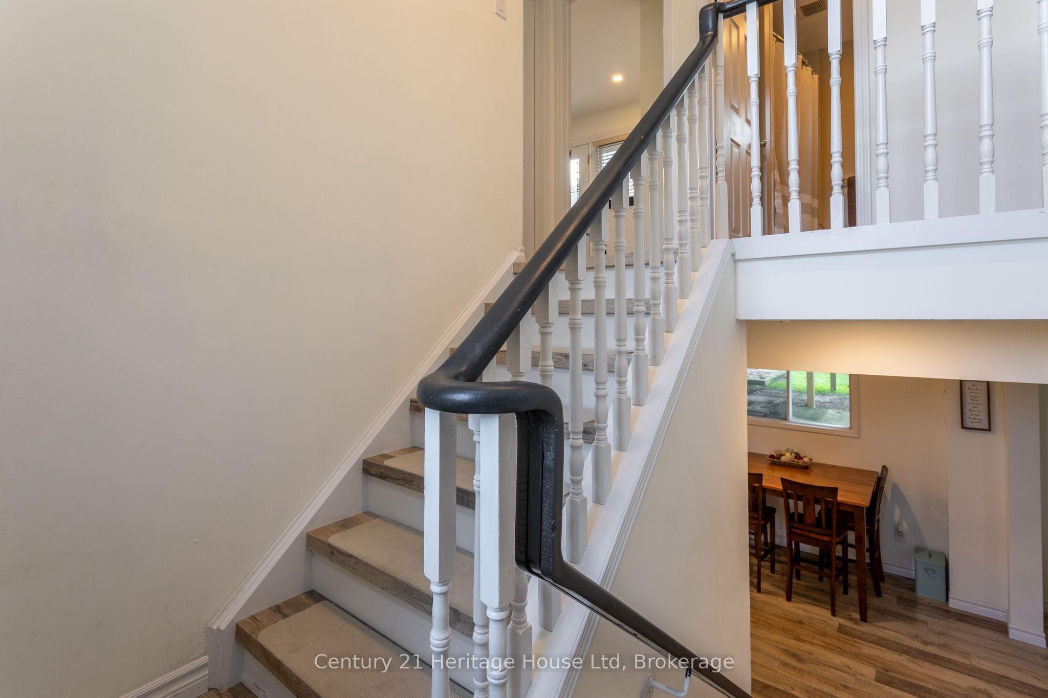 28 Anderson St Property Photo 15
