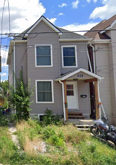 358 John Street N Property Photo 1