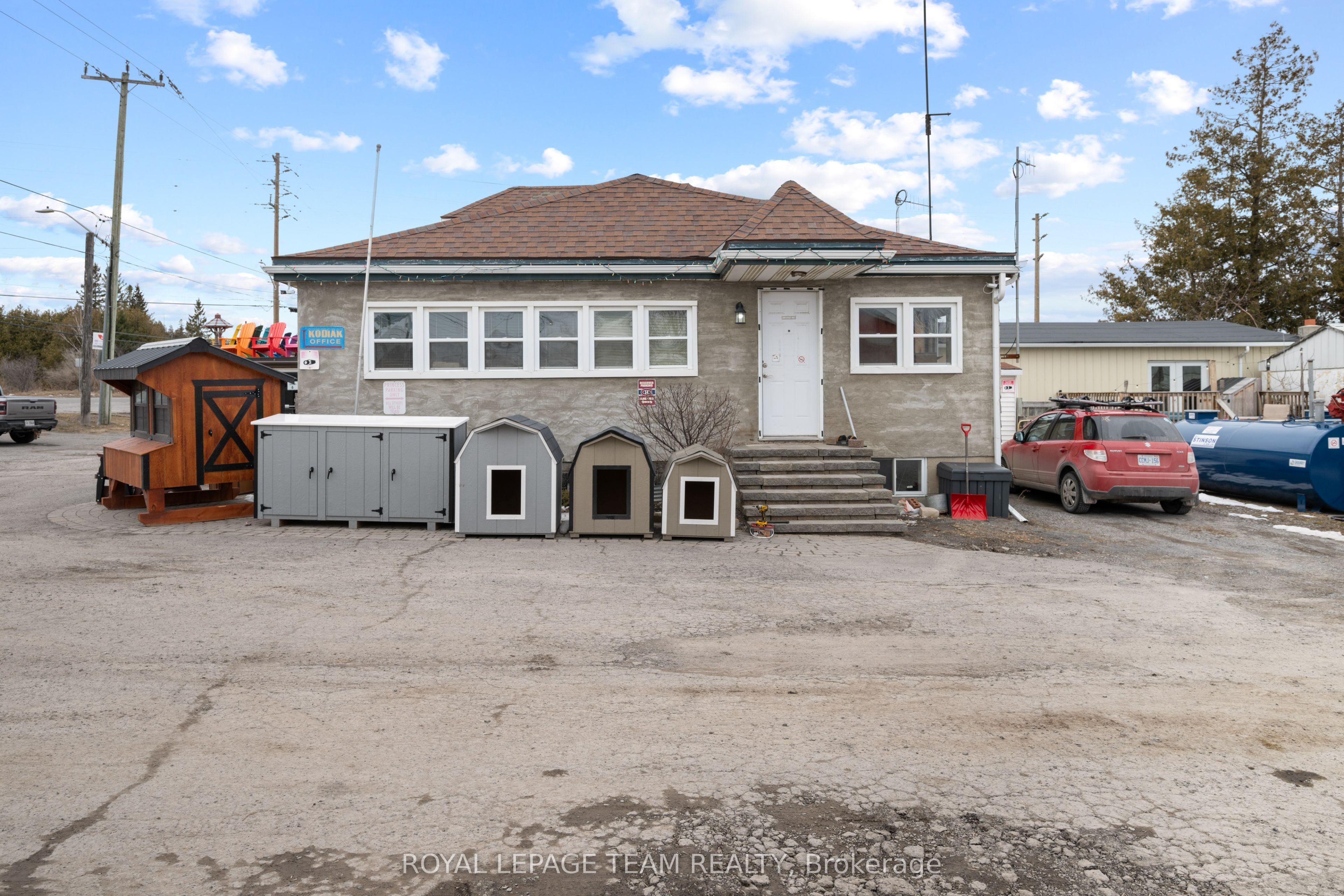 1017 Carp Road Property Photo 3