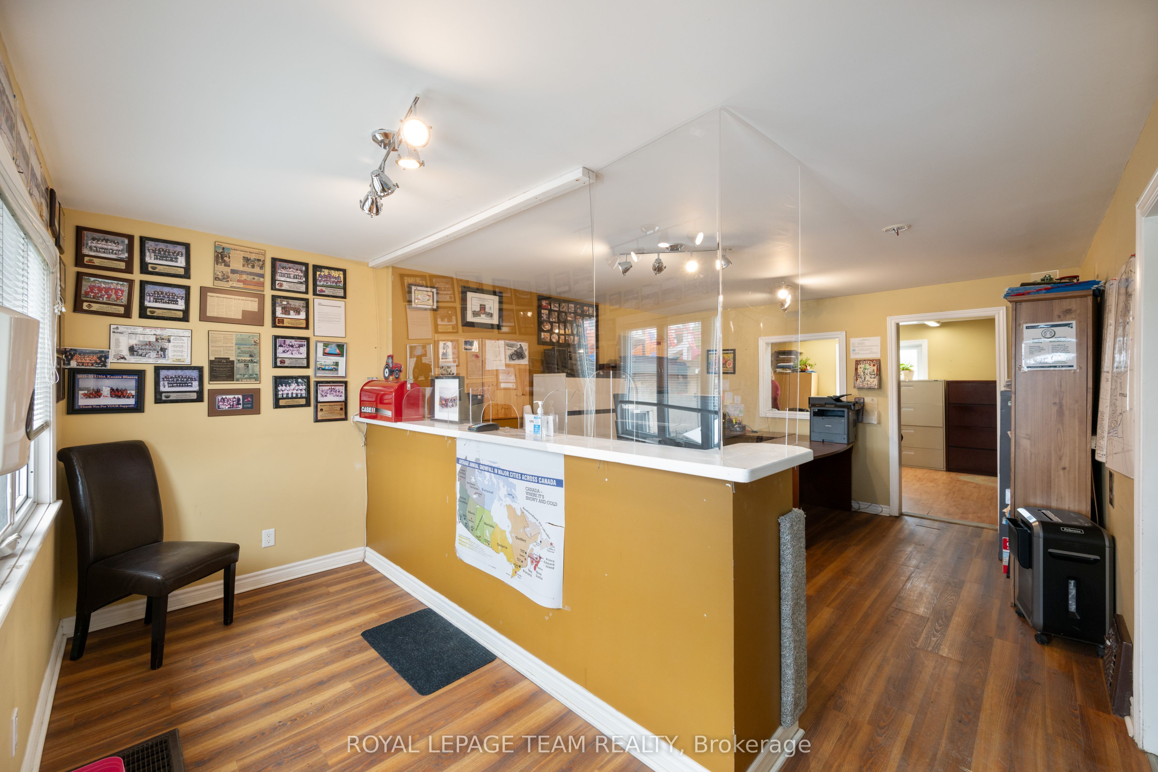 1017 Carp Road Property Photo 9