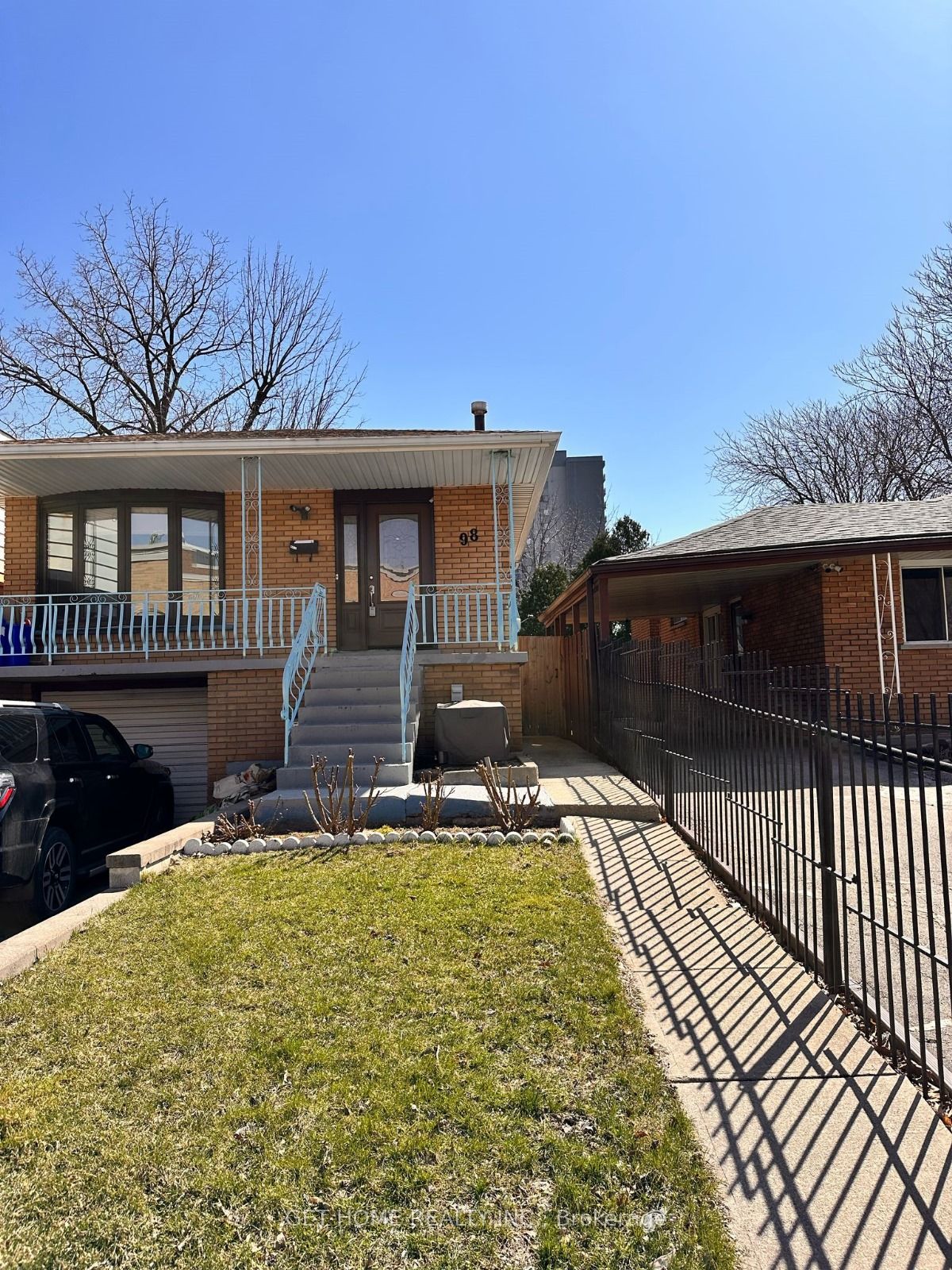 98 Ferguson Avenue Property Photo 1