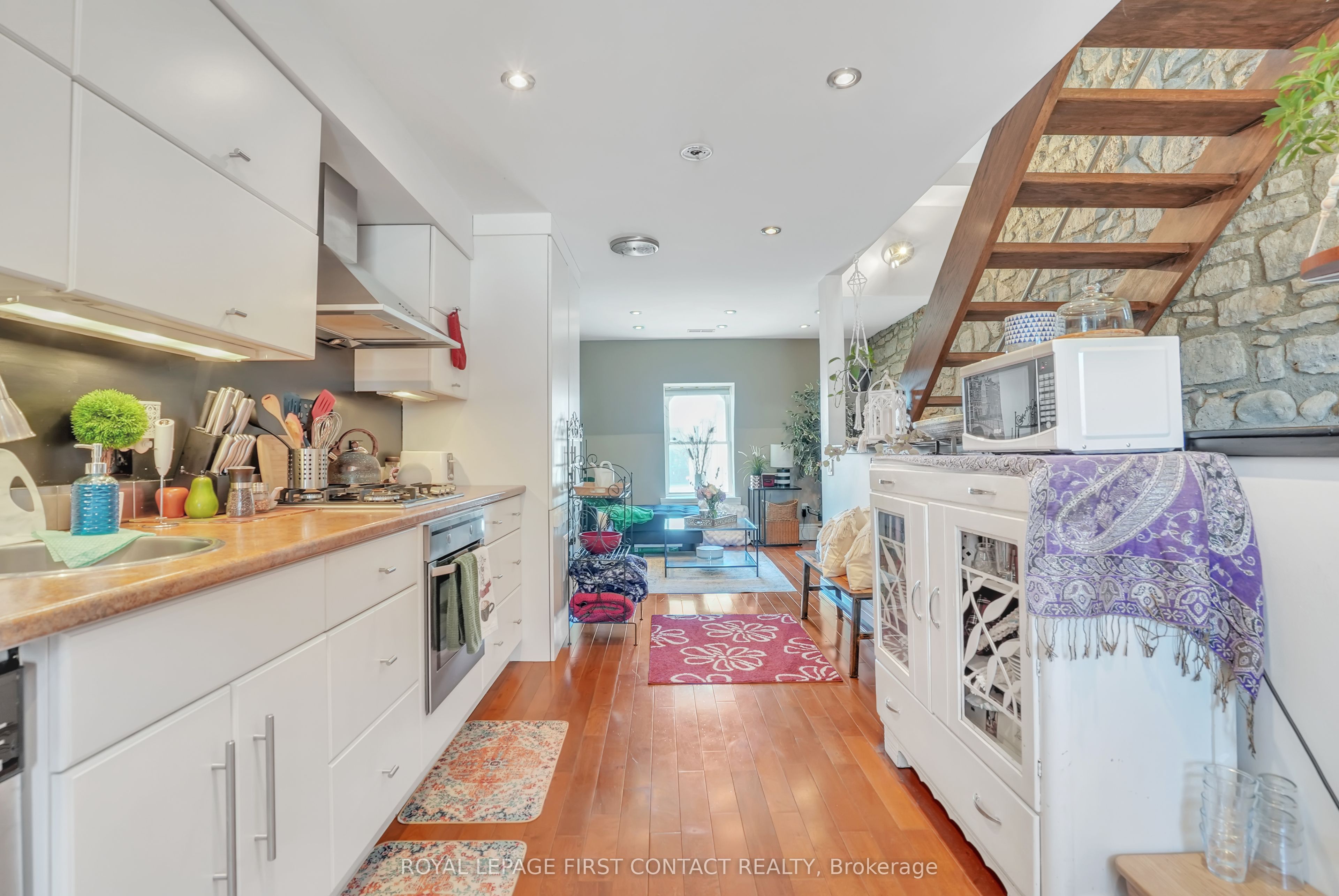 130 St David Street Property Photo 26
