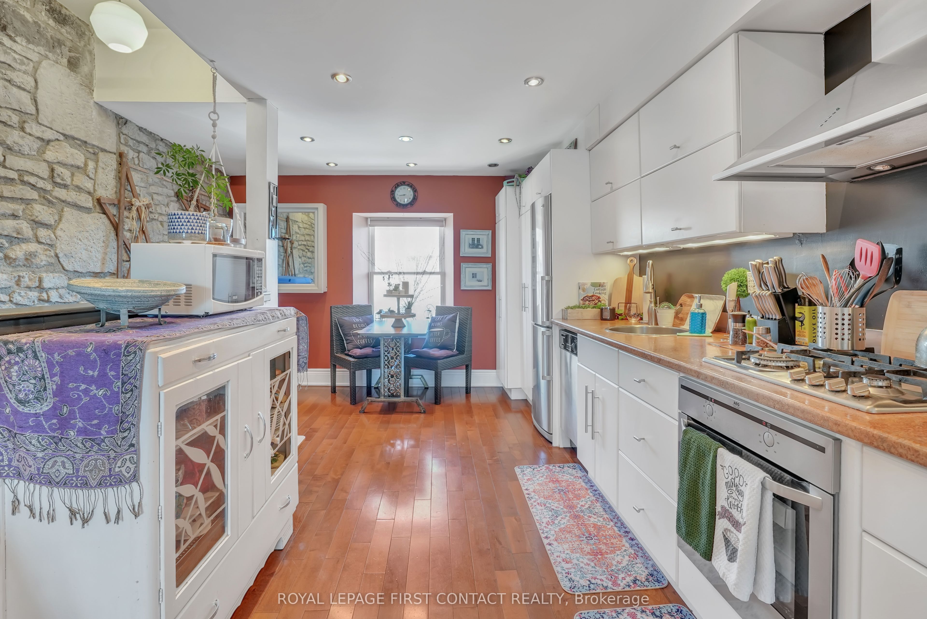 130 St David Street Property Photo 28
