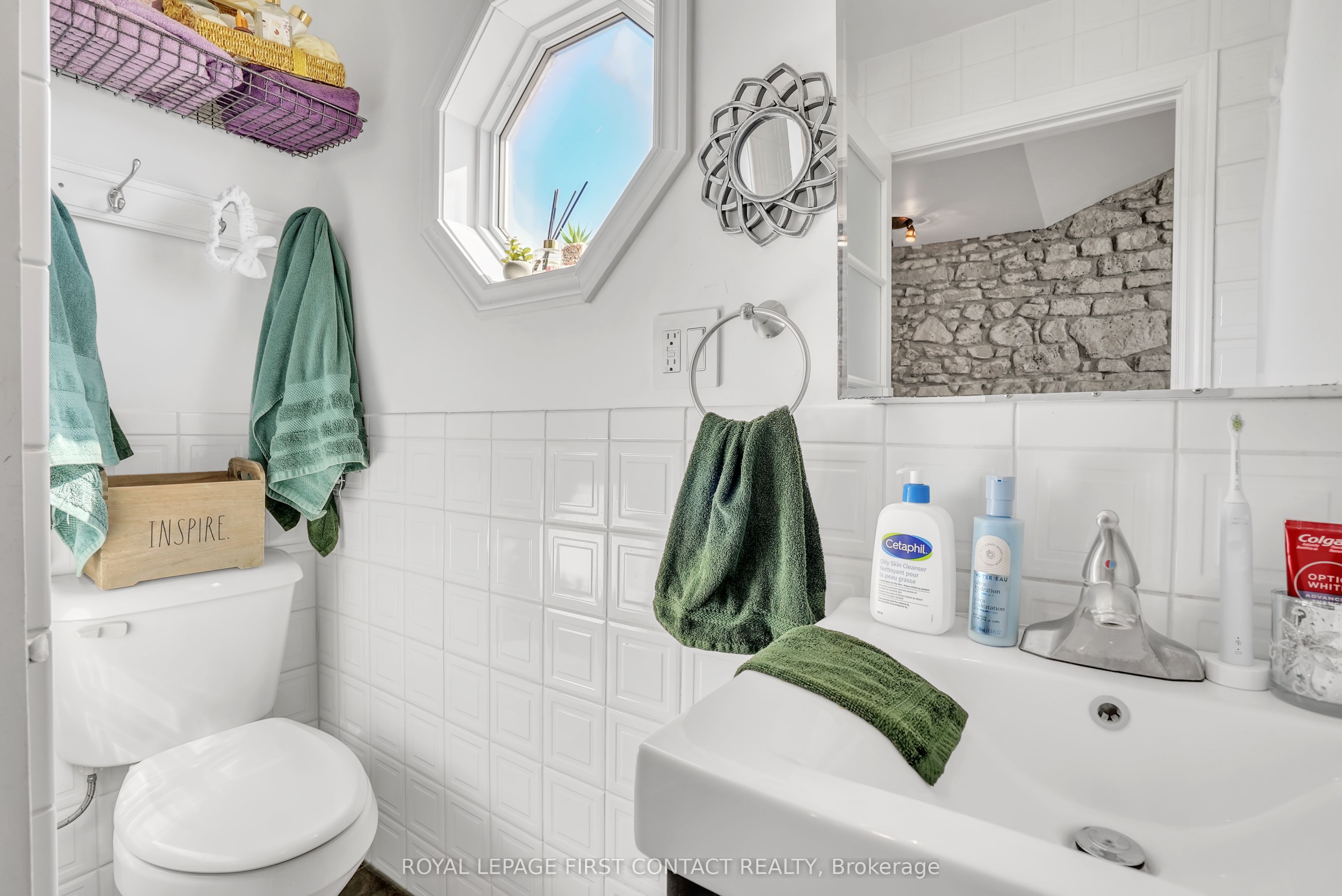 130 St David Street Property Photo 38