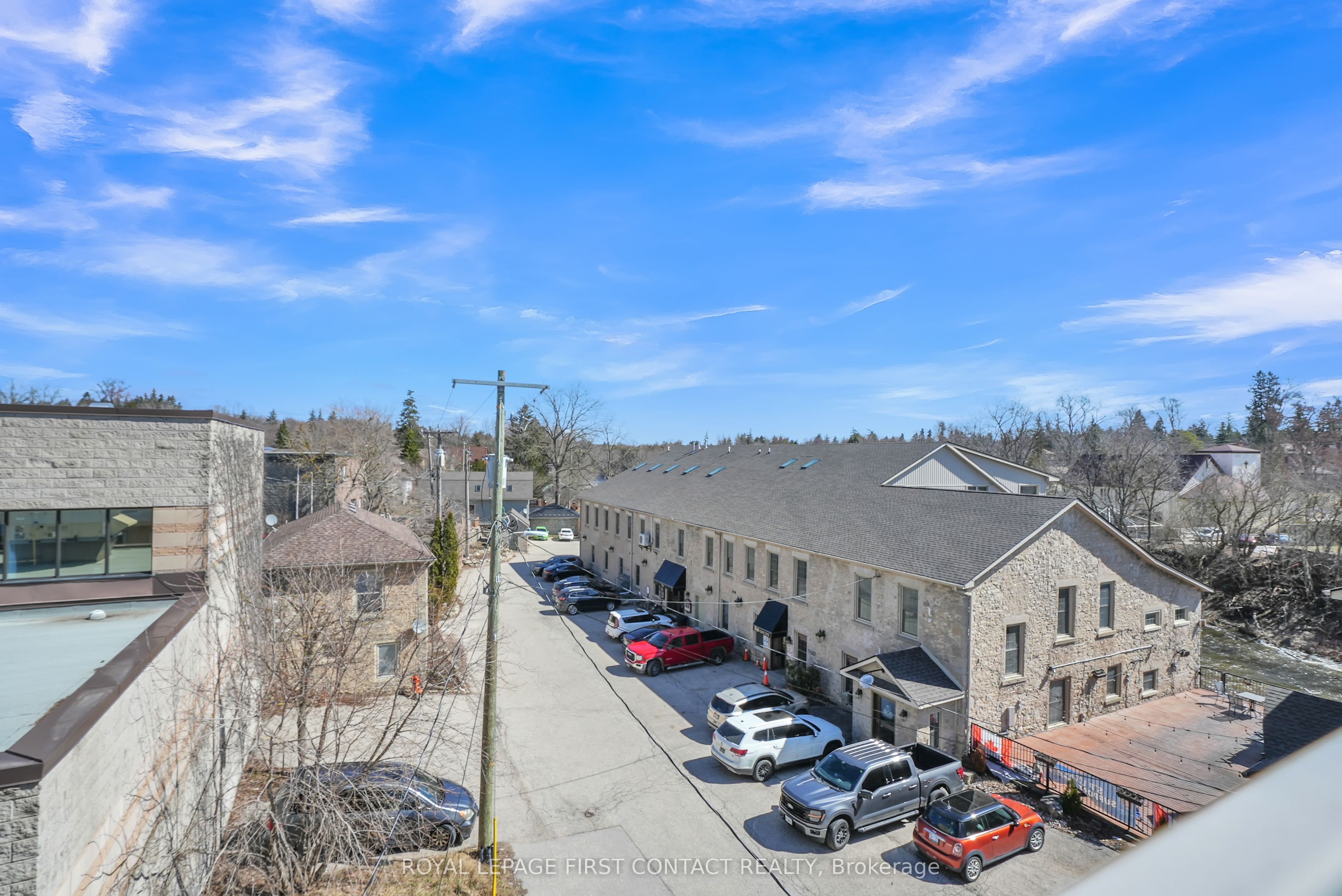 130 St David Street Property Photo 40