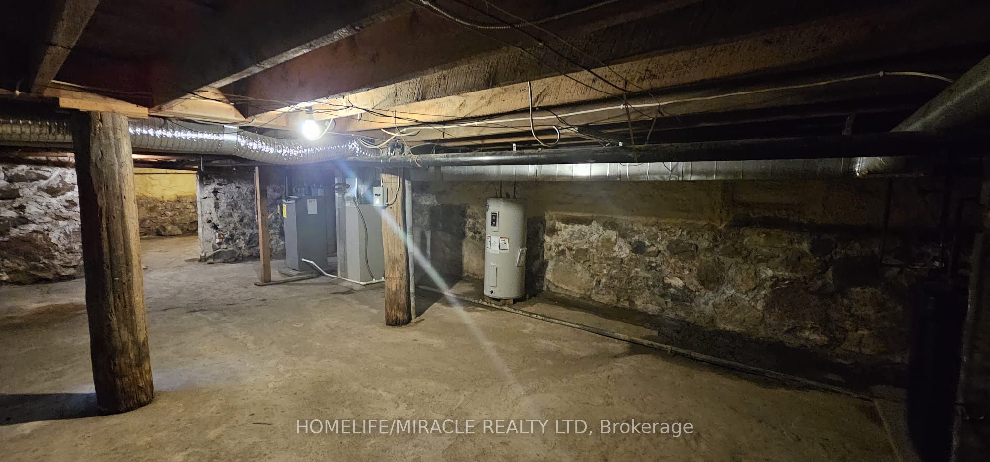#minto - 94 Elora Street Property Photo 24