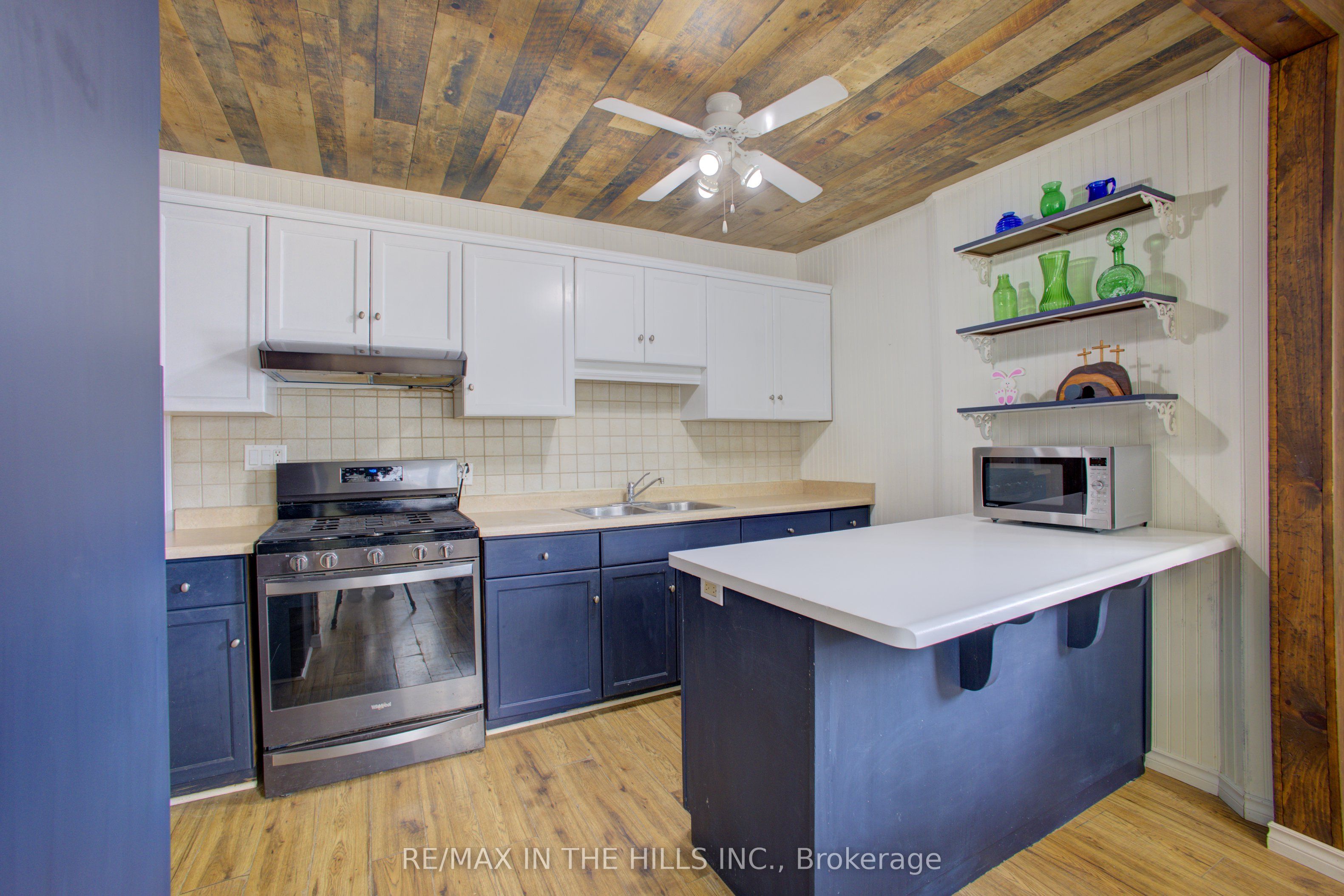 257 Elgin Street S Property Photo 14