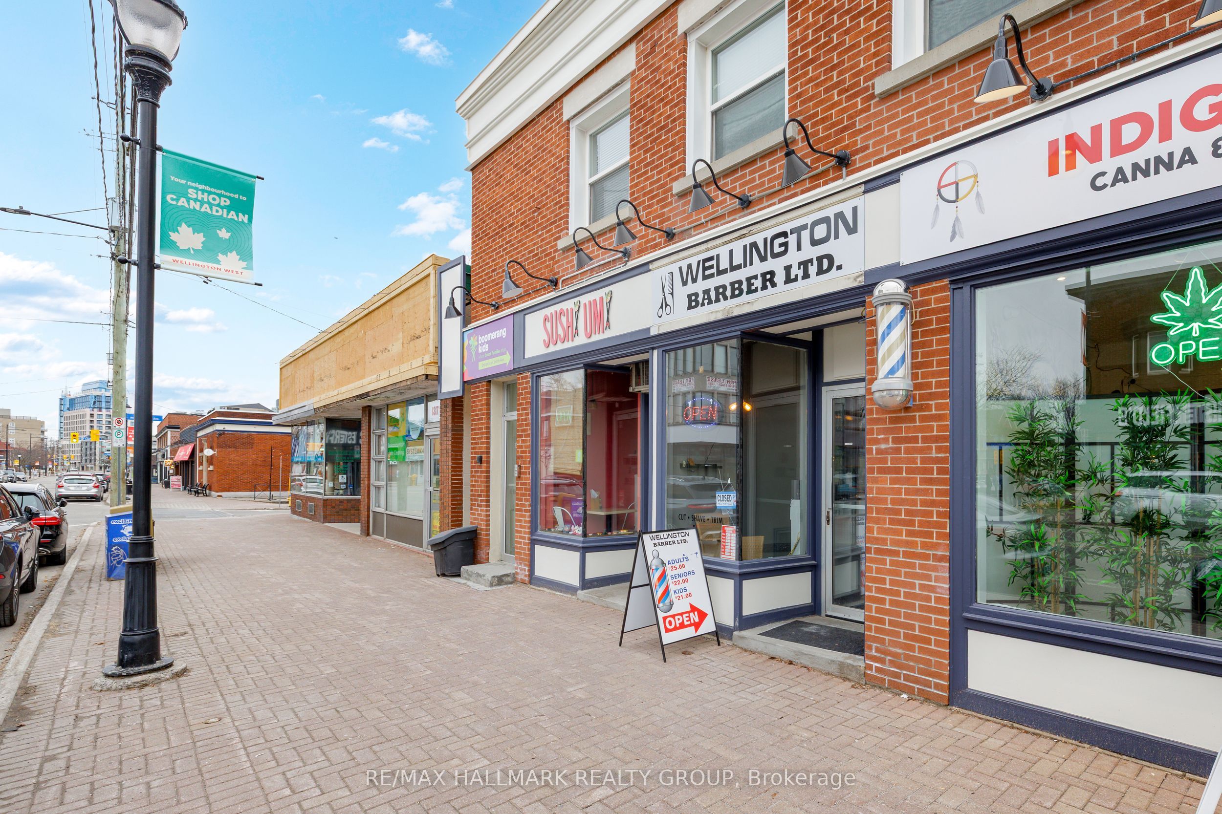 1309 Wellington Street Property Photo 2