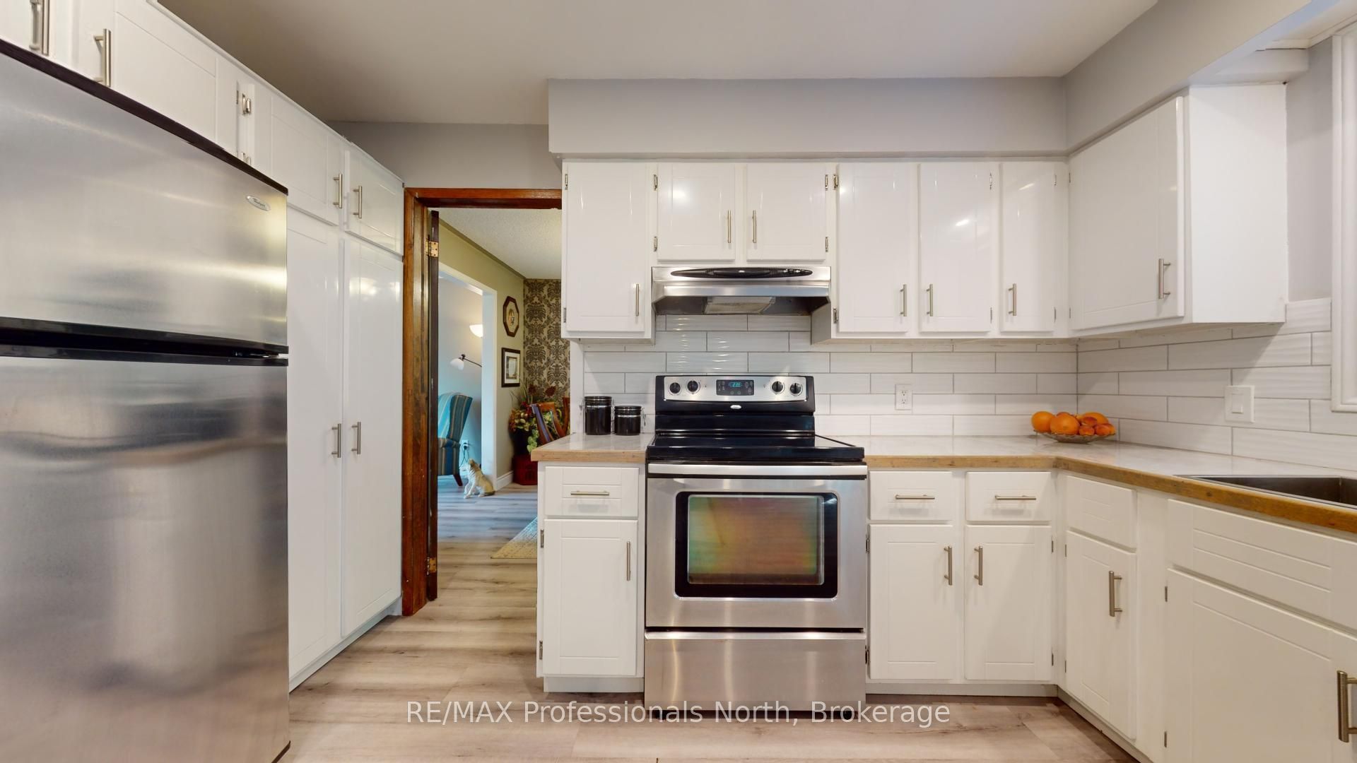 3 Oak Street Property Photo 15