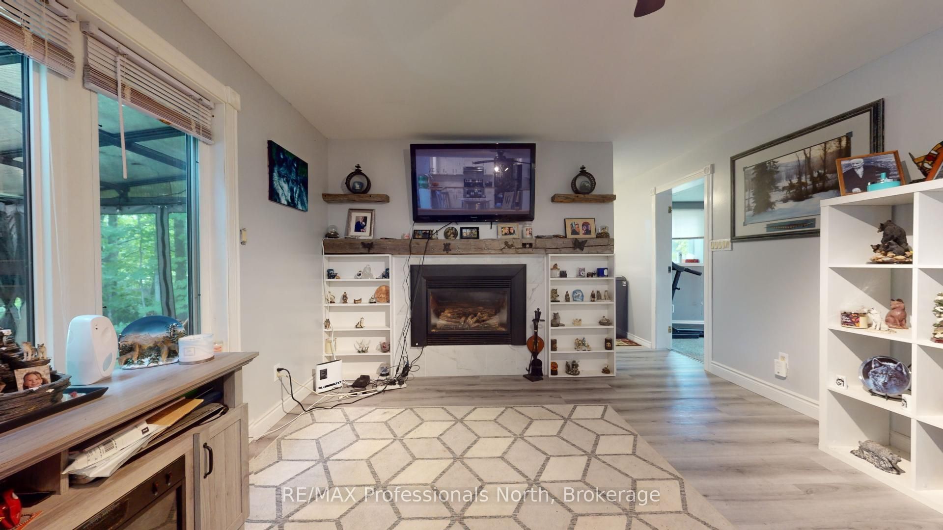 3 Oak Street Property Photo 23
