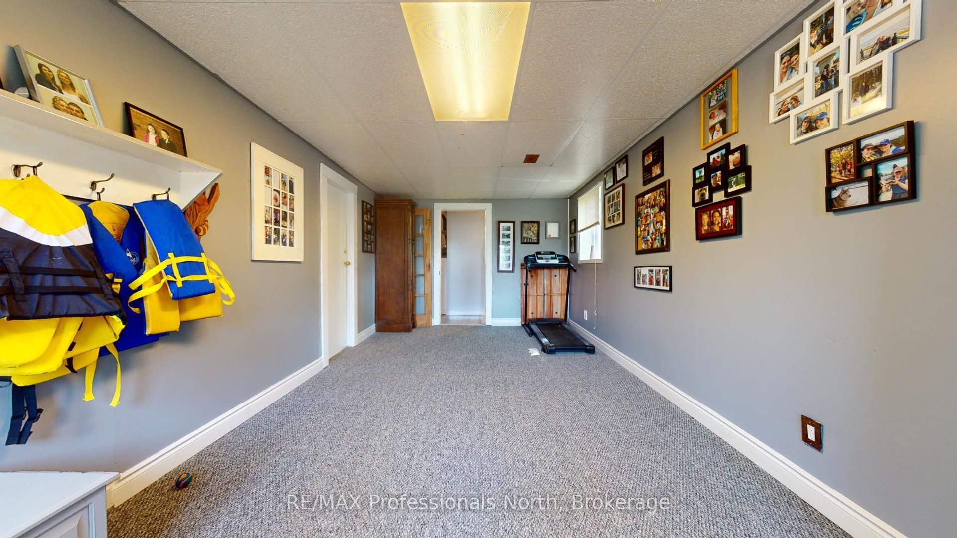 3 Oak Street Property Photo 26