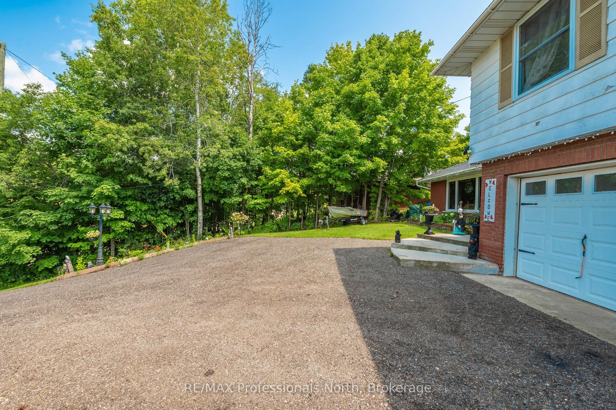 3 Oak Street Property Photo 43